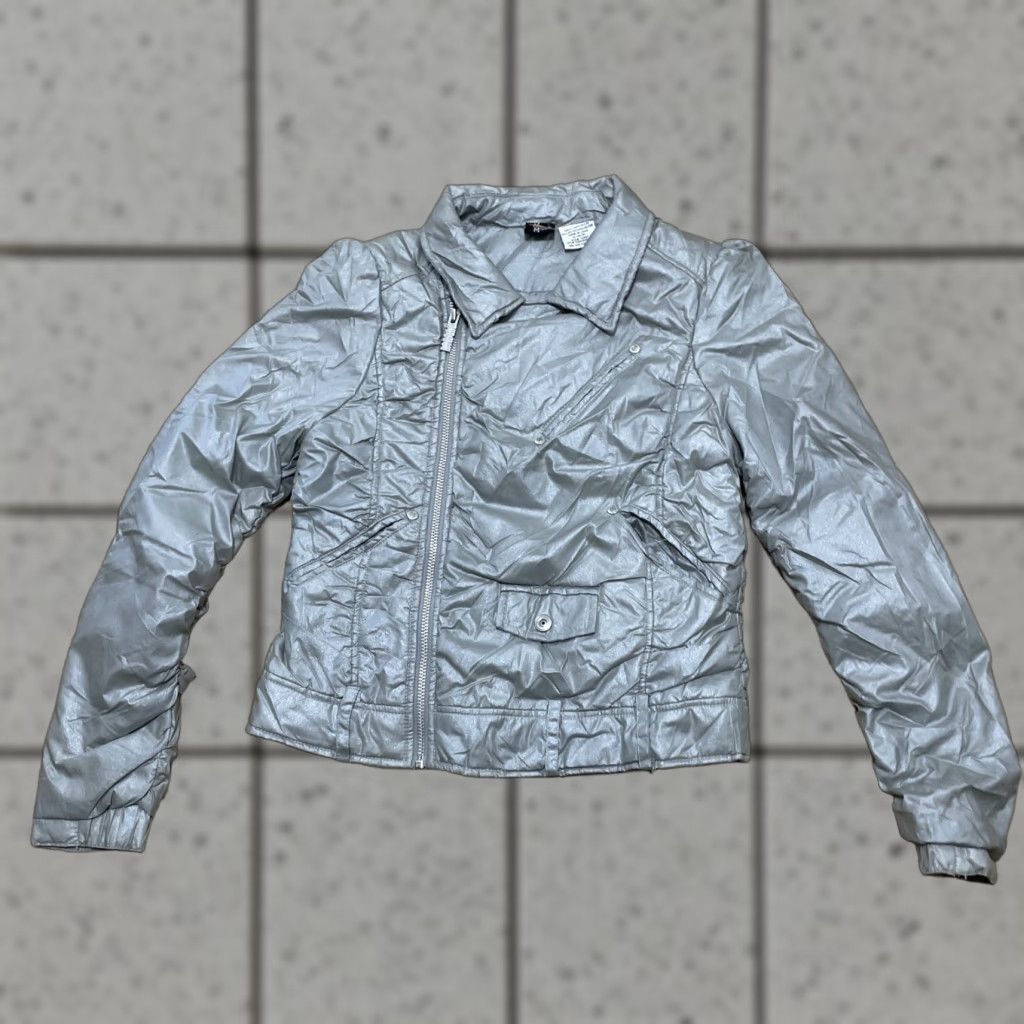 Disney VINTAGE Disney Hannah Montana y2k Jacket Junior XL 12/14 Silver Metallic Moto Crop RARE Size XL / US 12-14 / IT 48-50 - 1 Thumbnail