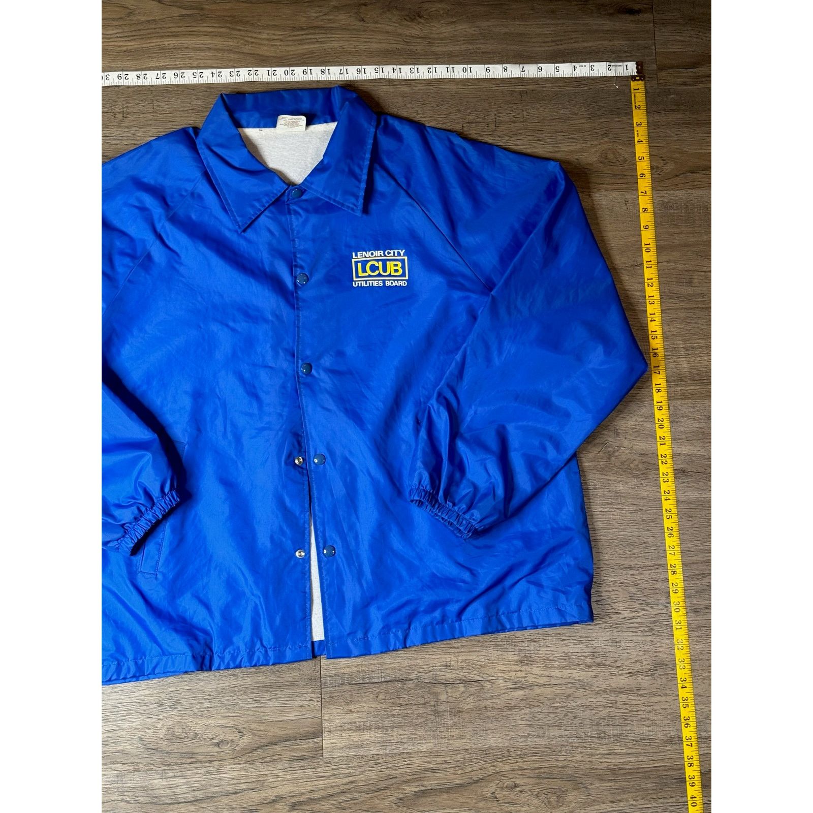 Auburn Sportswear Vintage Auburn Sportswear LCUB Windbreaker Jacket Size US XXL / EU 58 / 5 - 5 Thumbnail