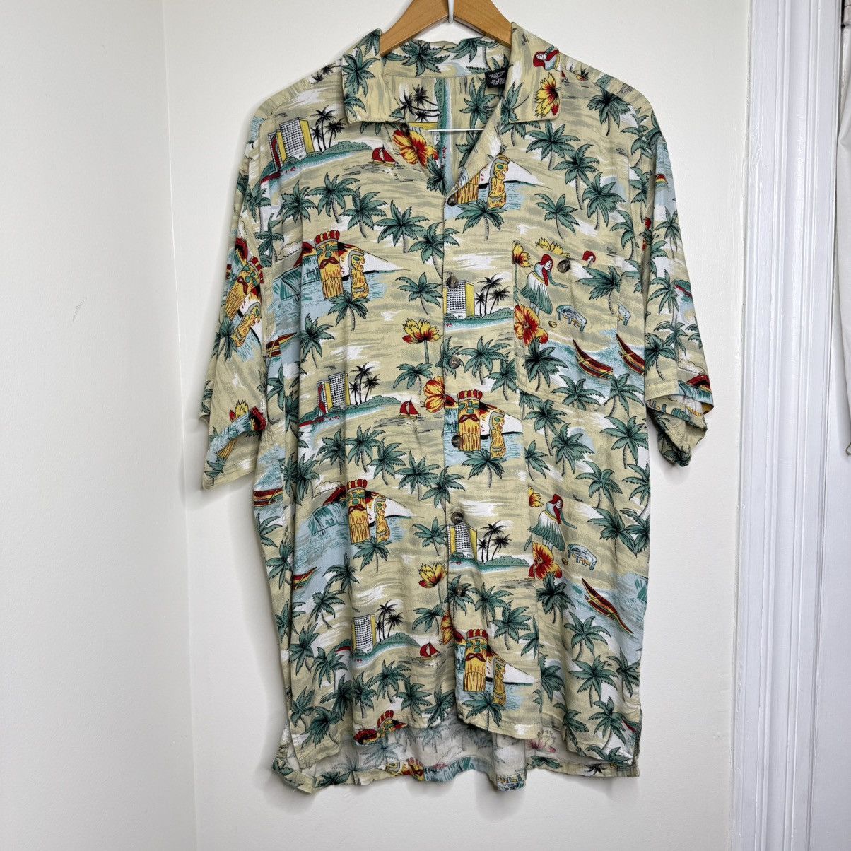 Other Vintage 90s Hawaiian Button Up Shirt Men’s XL Hula Tiki Size US XL / EU 56 / 4 - 1 Thumbnail