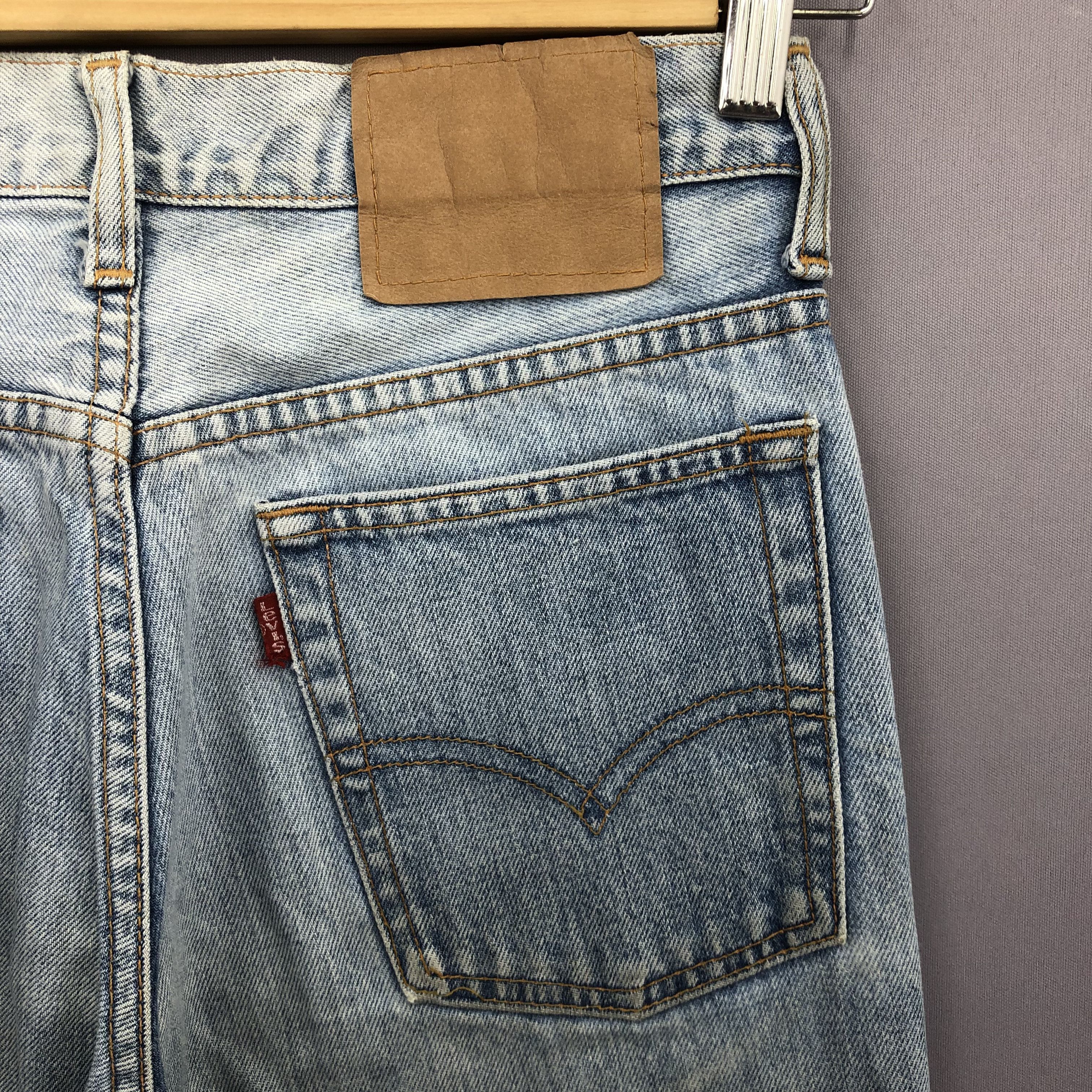 Levi's Vintage Levi's Sun Faded Flare Jeans Levis Light Wash Denim Size 28" / US 6 / IT 42 - 5 Thumbnail