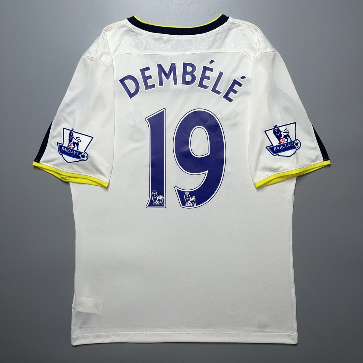 Under Armour TOTTENHAM UNDER ARMOUR 2014/2015 FOOTBALL JERSEY #19 DEMBELE Size US XL / EU 56 / 4 - 1 Thumbnail