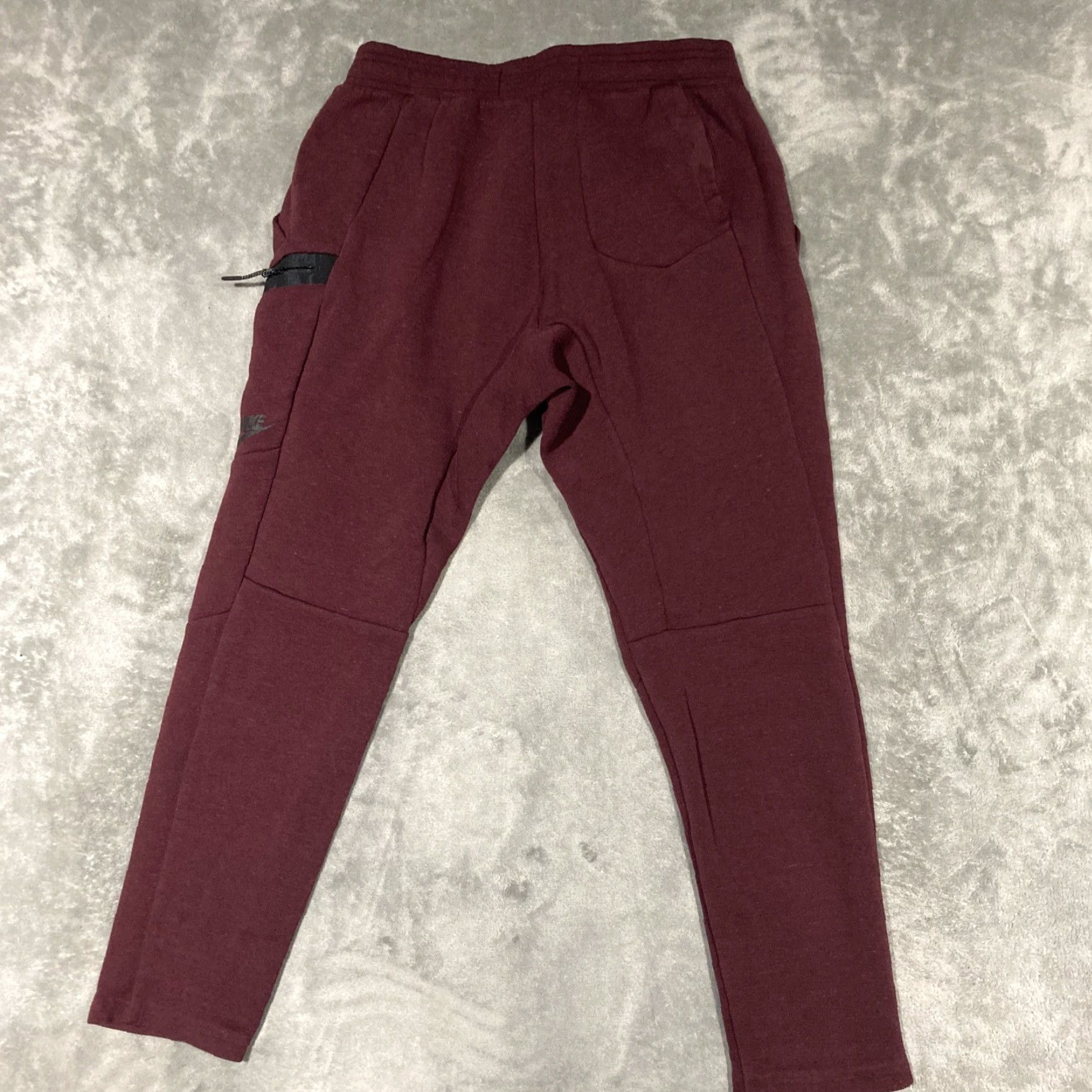 Nike NIKE SPORTSWEAR TECH FLEECE JOGGERS PANTS MENS LARGE MAROON 805218 681 Size US 33 - 6 Thumbnail