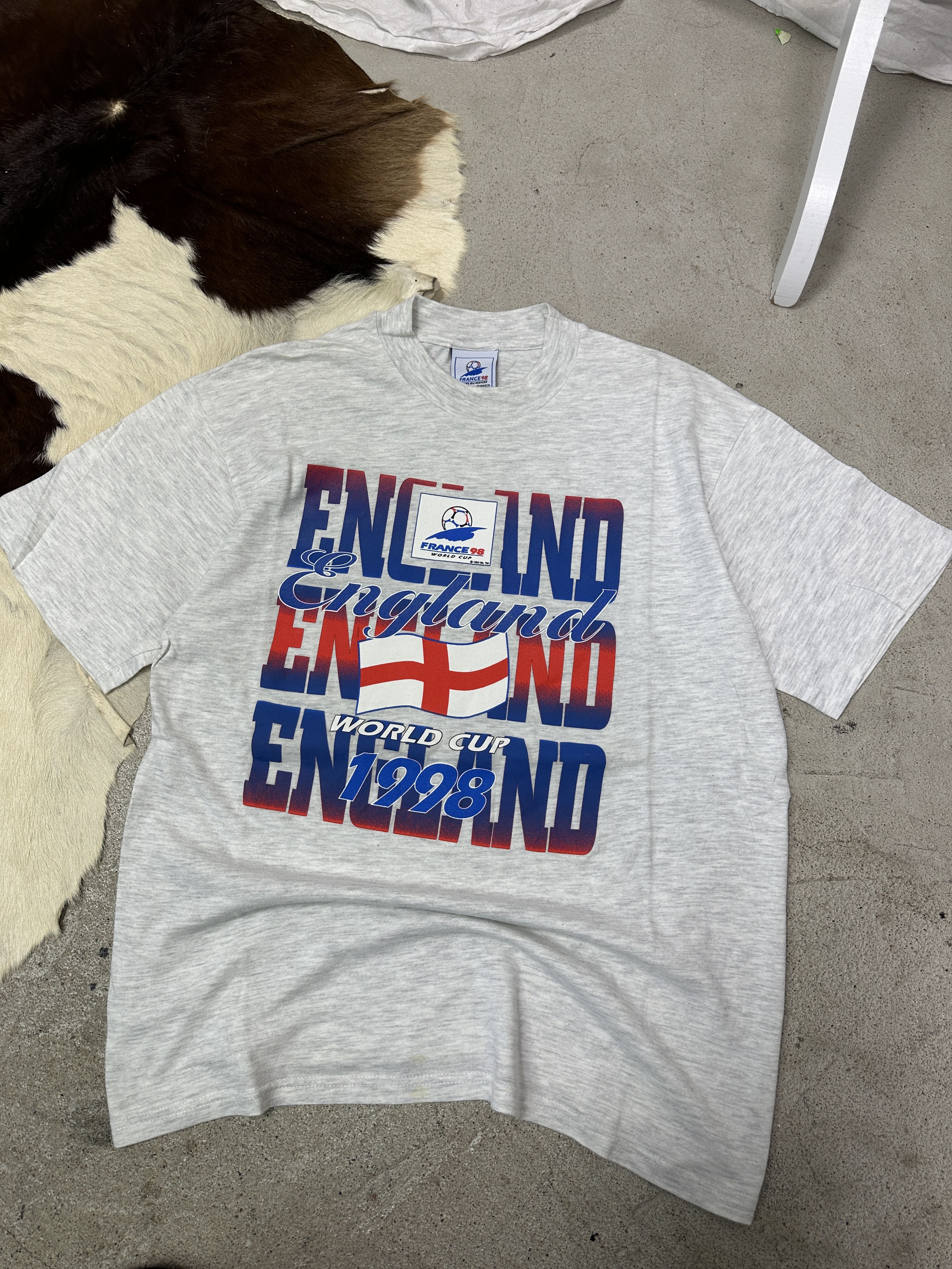 Vintage Vintage Streetwear England World Cup T-shirt 90s Size US M / EU 48-50 / 2 - 1 Thumbnail