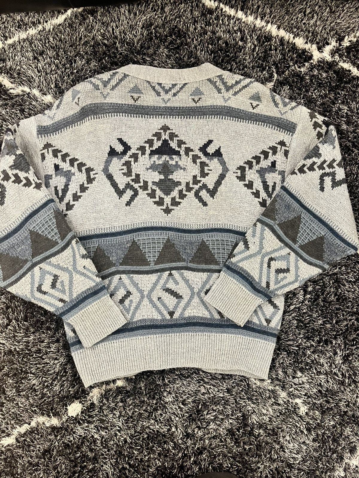 Vintage VINTAGE GREY PATERN CARDIGAN Size US L / EU 52-54 / 3 - 3 Thumbnail