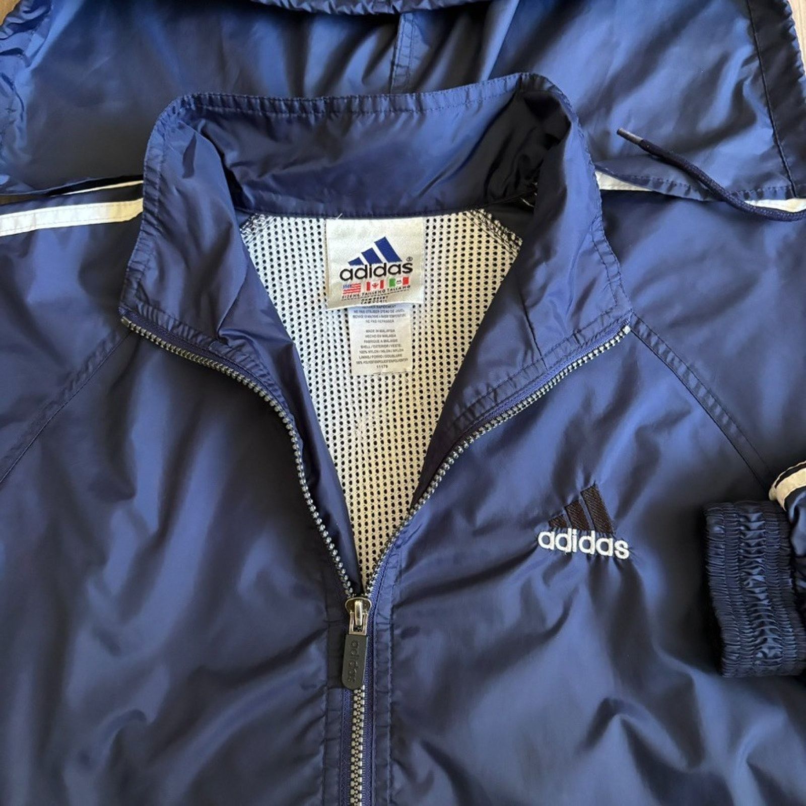 Adidas × Vintage Vintage Adidas Windbreaker Track Jacket Mens Size L Blue Size US L / EU 52-54 / 3 - 5 Thumbnail