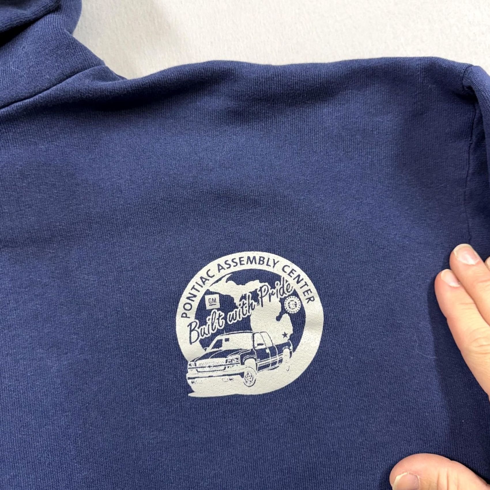 Vintage VINTAGE Pontiac Assembly Center Hoodie Sweatshirt Mens XL Blue Fleece Graphic Size US XL / EU 56 / 4 - 3 Thumbnail