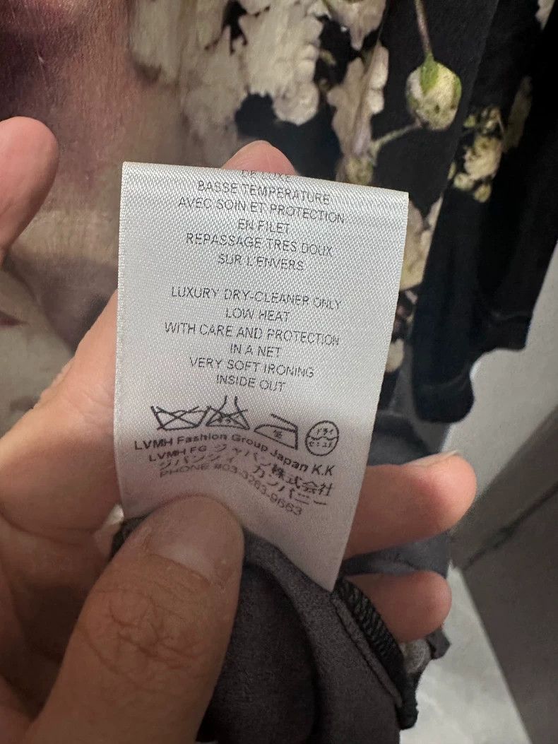 Givenchy Givenchy Size38 Shorts, beach shorts, thorny pattern Size US M / EU 48-50 / 2 - 6 Thumbnail