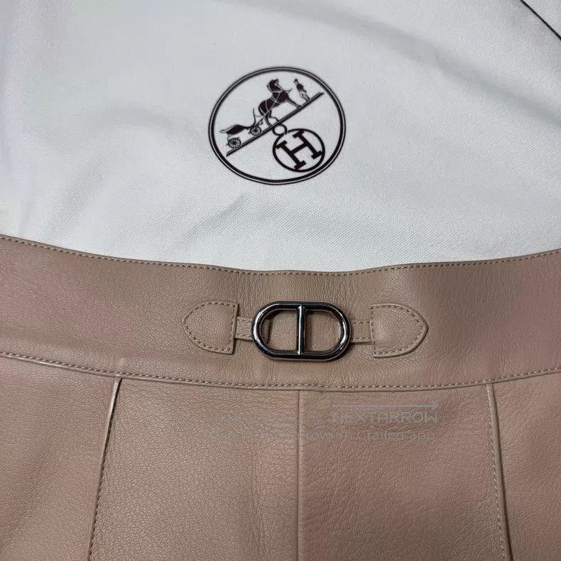 Hermes Hermes Pig Nose Buckle Beige Sheepskin Short Pants Size 24" / US 00 / IT 34 - 3 Thumbnail
