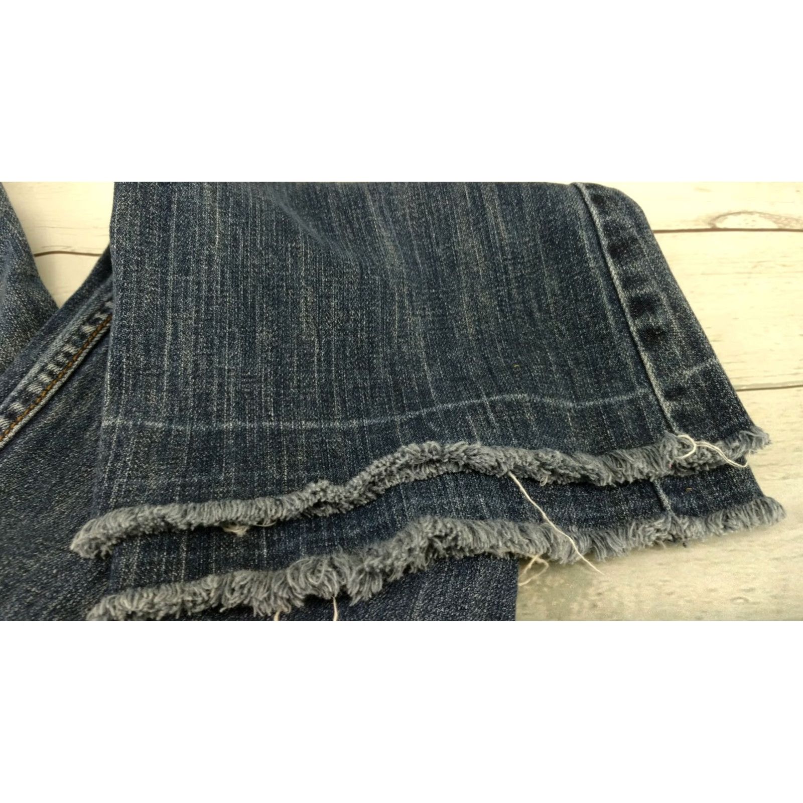 Silver Jeans Co. Silver Jeans Tina Distressed Denim Womens 30 Jeans Blue Regular Inseam 28 Bootcut Size 30 Size 30" / US 8 / IT 44 - 2 Thumbnail