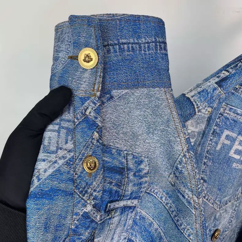 Versace Versace Co-branded denim jacket Size US XXL / EU 58 / 5 - 9 Thumbnail