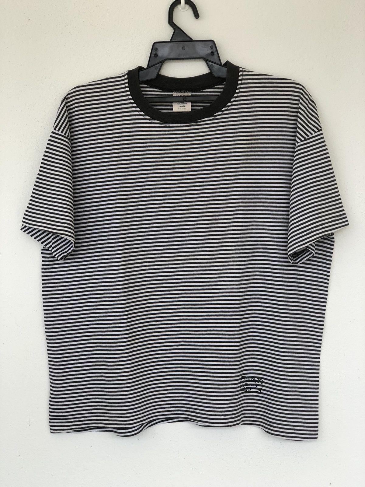 Vintage Vintage 90s Grunge Small Stripe Hanes Tee Size US L / EU 52-54 / 3 - 1 Thumbnail