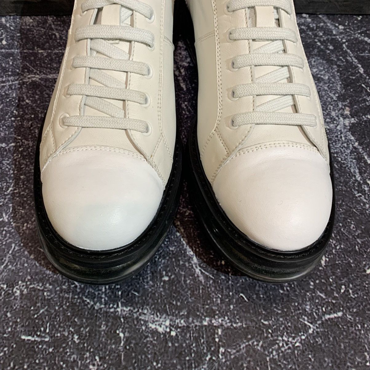 Prada Prada Women’s Leather Sneakers Size 40, 26 cm Size US 10 / IT 40 - 7 Thumbnail