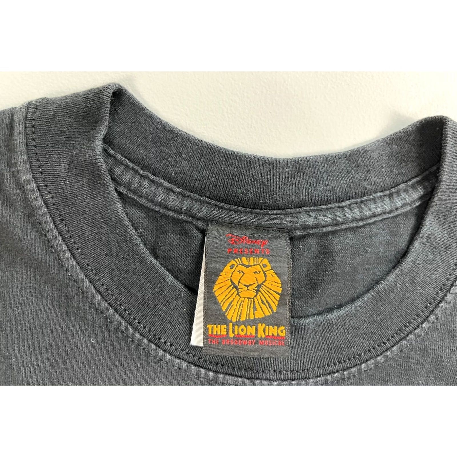 Disney Disney The Lion King Chicago Unisex Adult T-Shirt Sz L Black Cotton Short Sleeve Crew Neck Mockup Pre-owned Disney Brand Mens Womens Size US L / EU 52-54 / 3 - 5 Thumbnail