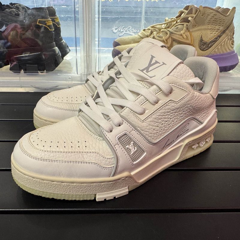 Louis Vuitton Louis Vuitton White Trainer Low-Top Fashion Sneakers -2508 Size US 7.5 / EU 40-41 - 1 Thumbnail