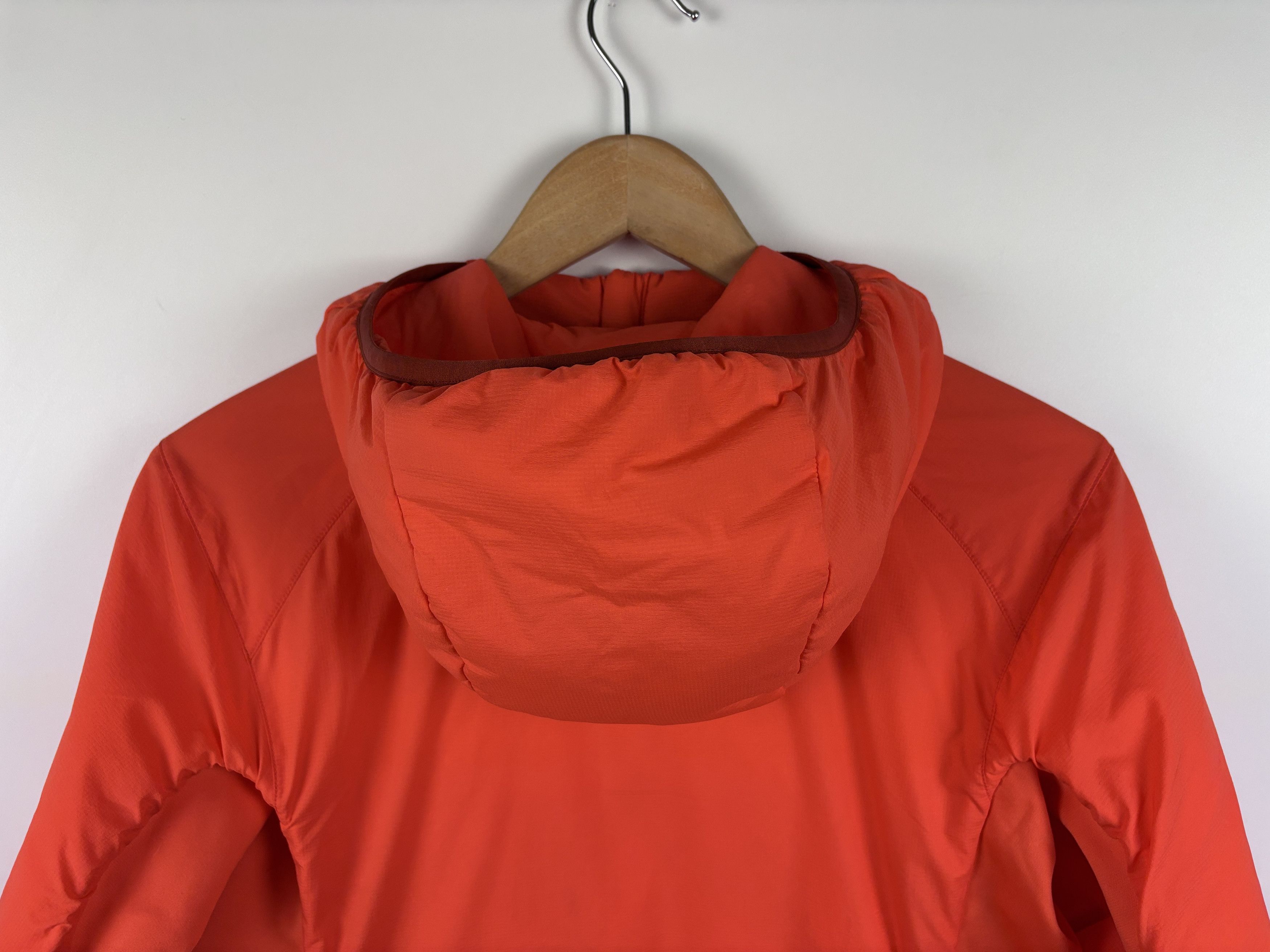 Arc'teryx Womens Arcteryx Atom LT Hooded Jacket Orange Size M Size M / US 6-8 / IT 42-44 - 6 Thumbnail