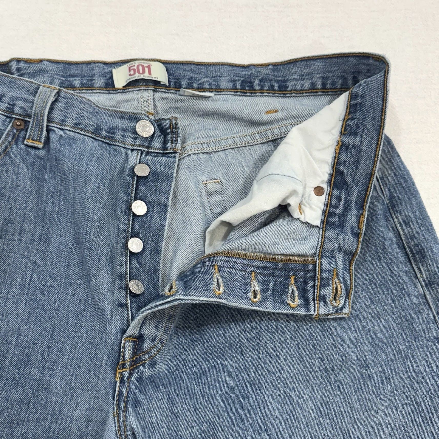 Levi's VINTAGE Levi’s 501 Jeans Denim Button Fly 90s Men’s 38x30 Blue Slim/Regular XX Selvedge Size US 38 / EU 54 - 5 Thumbnail
