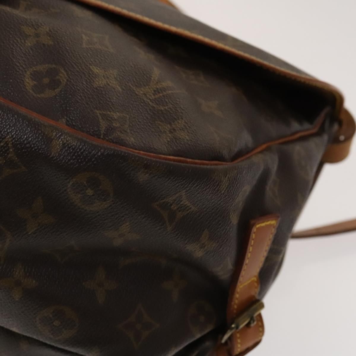 Louis Vuitton LOUIS VUITTON Monogram Saumur 35 Shoulder Bag M42254 Size ONE SIZE - 16 Thumbnail
