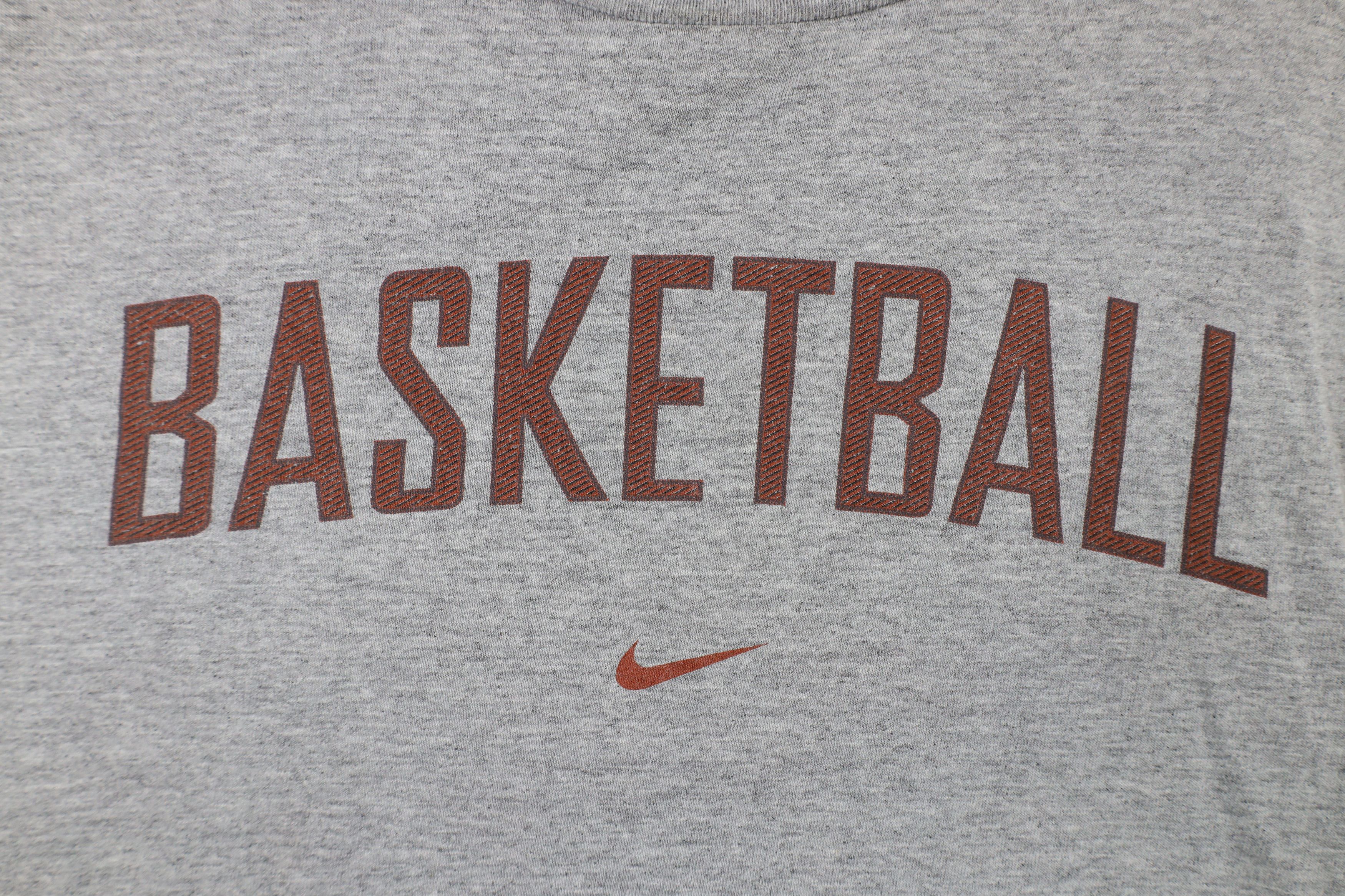 Nike × Vintage Vintage Nike Basketball Travis Scott Center Swoosh T-Shirt Size US M / EU 48-50 / 2 - 4 Thumbnail