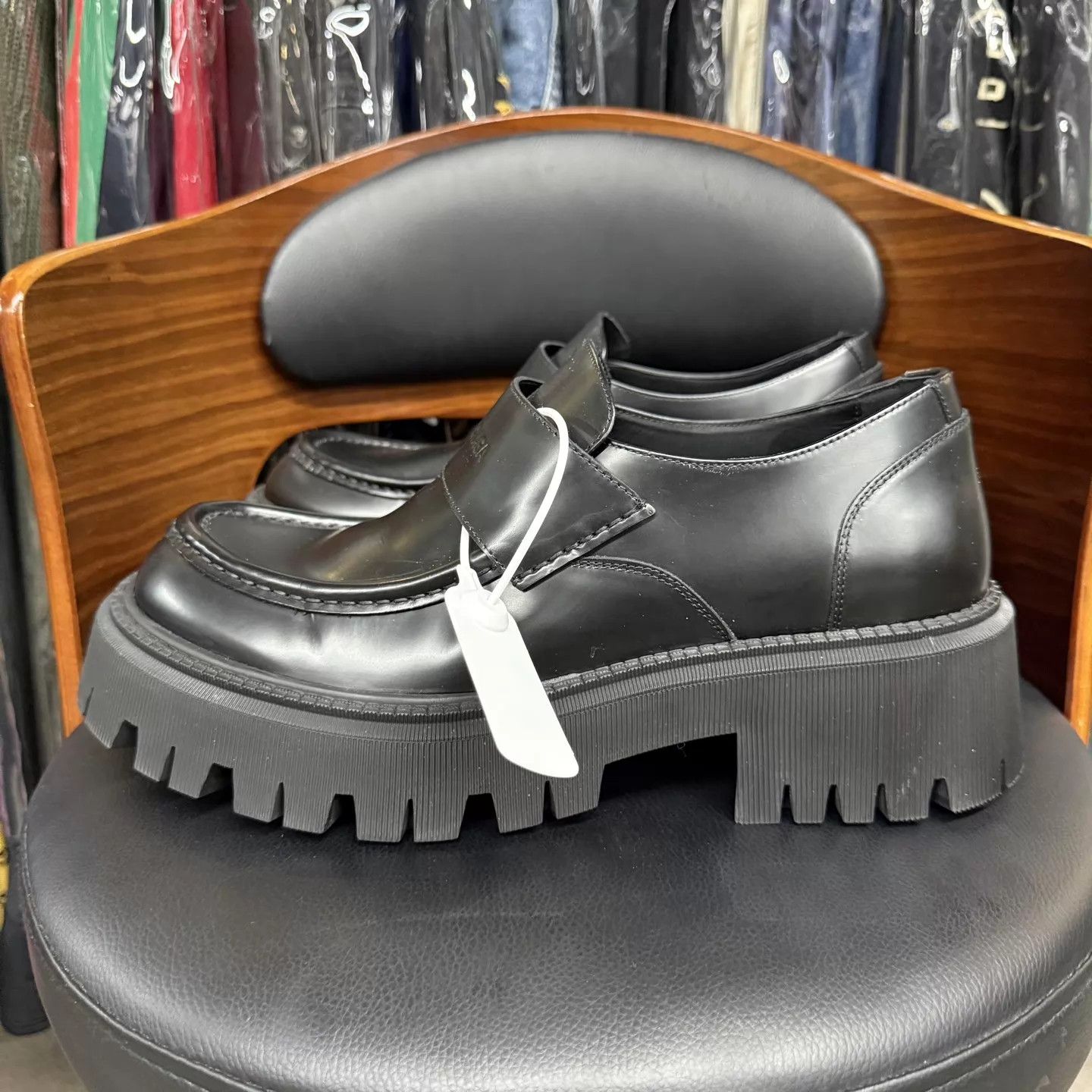 Balenciaga Tractor Black Leather Loafer 43 Like New