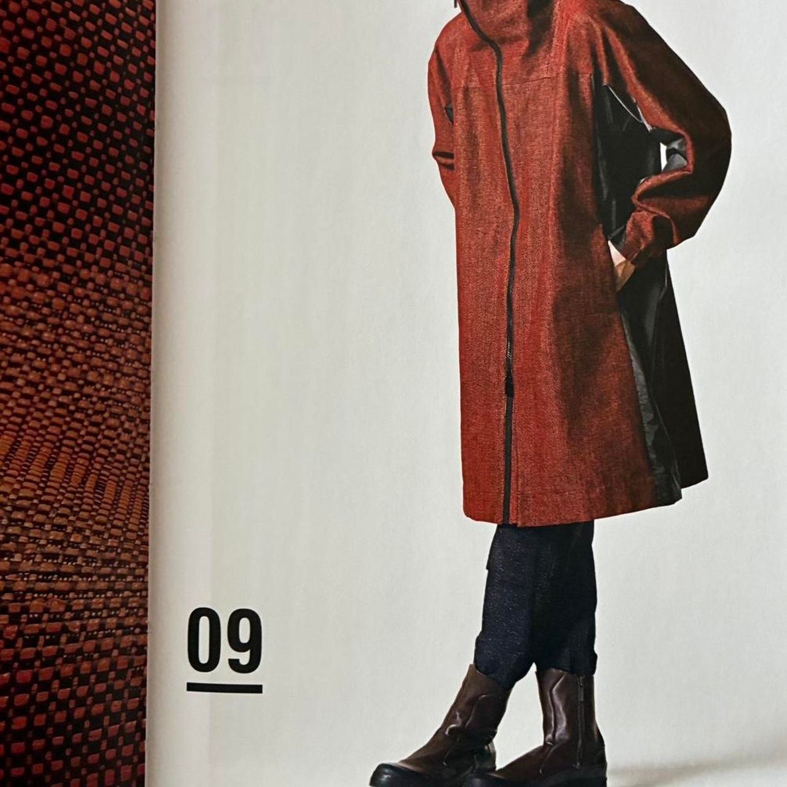 Homme Plisse Issey Miyake × Issey Miyake Issey Miyake Men autumn /winter 2013 catalog lookbook Size ONE SIZE - 3 Thumbnail