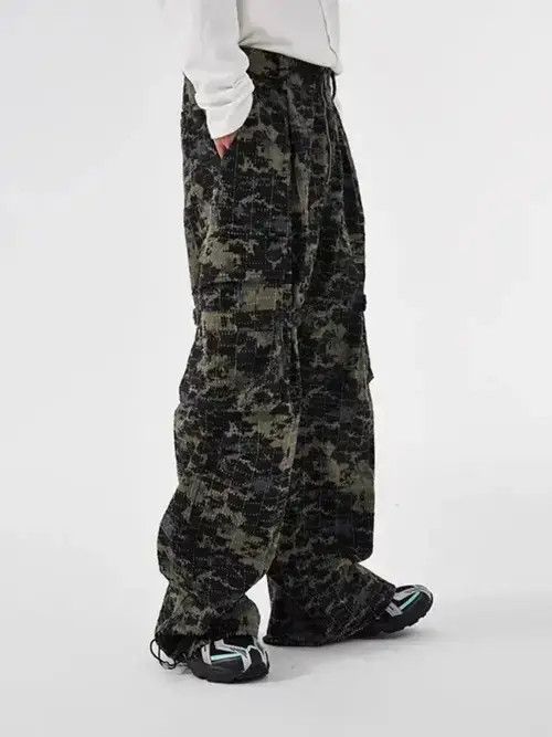 VIBE Specially cut washed ripped camouflage overalls Size US 32 / EU 48 - 4 Thumbnail