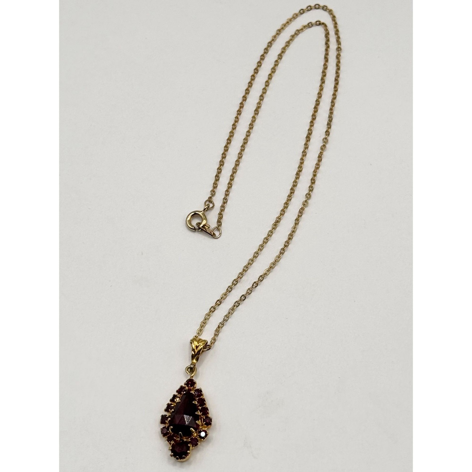 Vintage Vintage Austria Glass Garnet Pendant Charm Necklace Size ONE SIZE - 4 Thumbnail