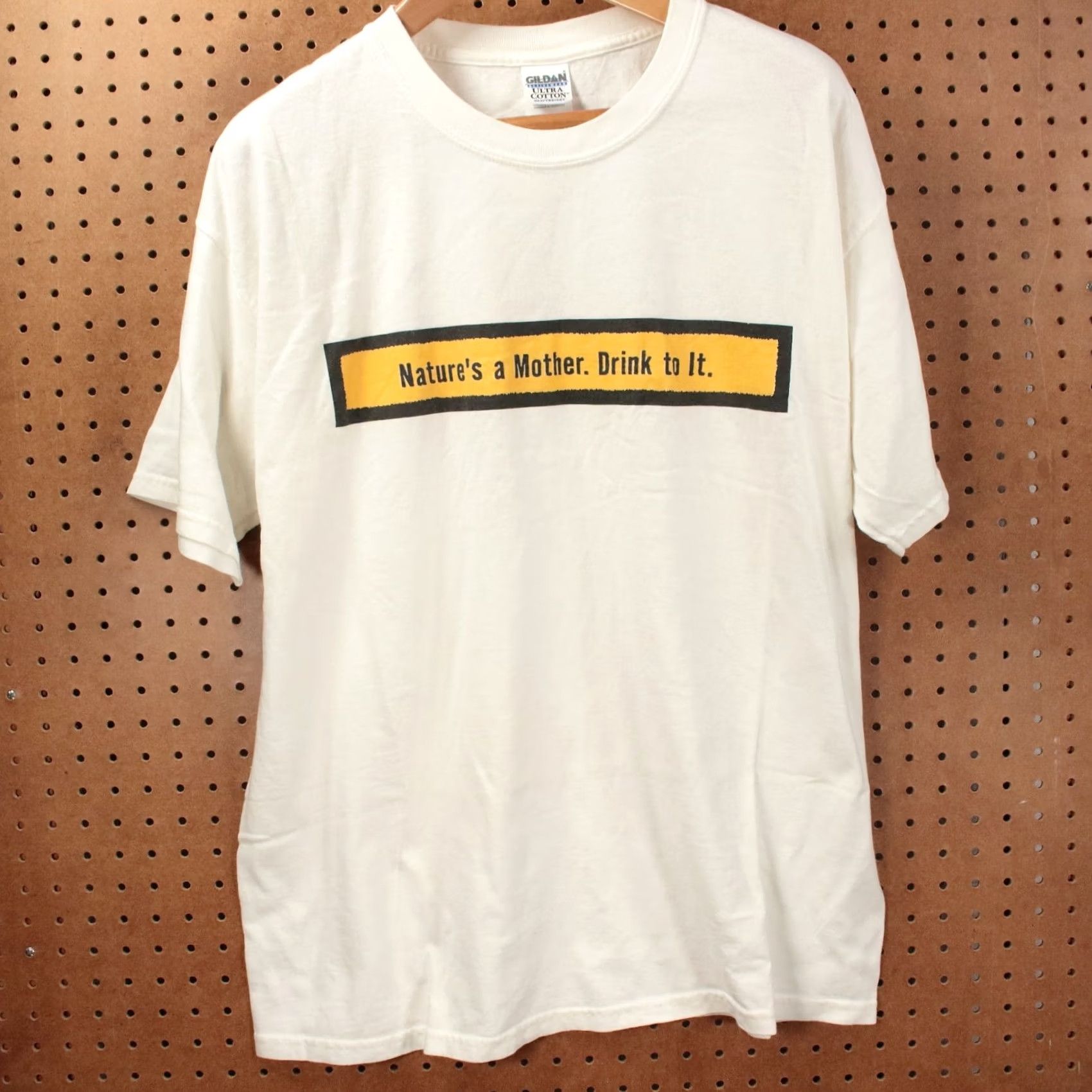 Gildan Mad River Tea and Juice promo t-shirt XL vtg 00s y2k soft drink beverage gorp Shirt XL White Mens Cotton Crew Neck Short Sleeve Graphic Print N/A Size US XL / EU 56 / 4 - 2 Thumbnail