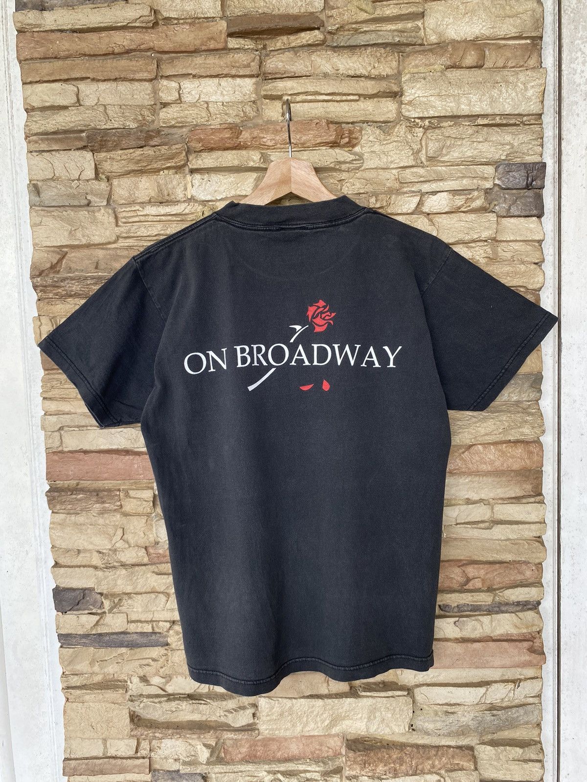Vintage Vintage Beauty And The Beast Movie Faded Size US S / EU 44-46 / 1 - 9 Thumbnail