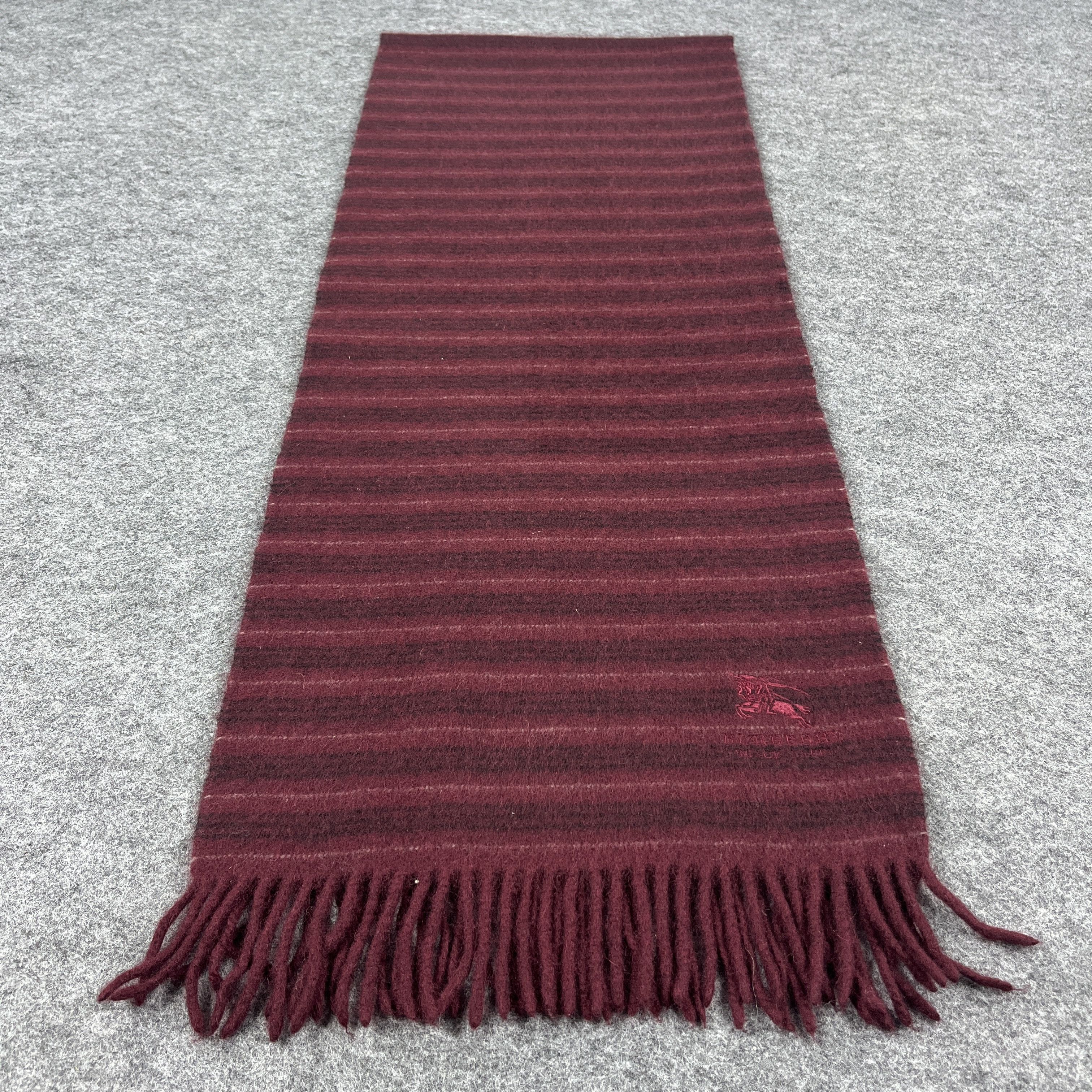 Burberry Burberry Scarf / Muffler / Neckwear T1033 Size ONE SIZE - 1 Thumbnail