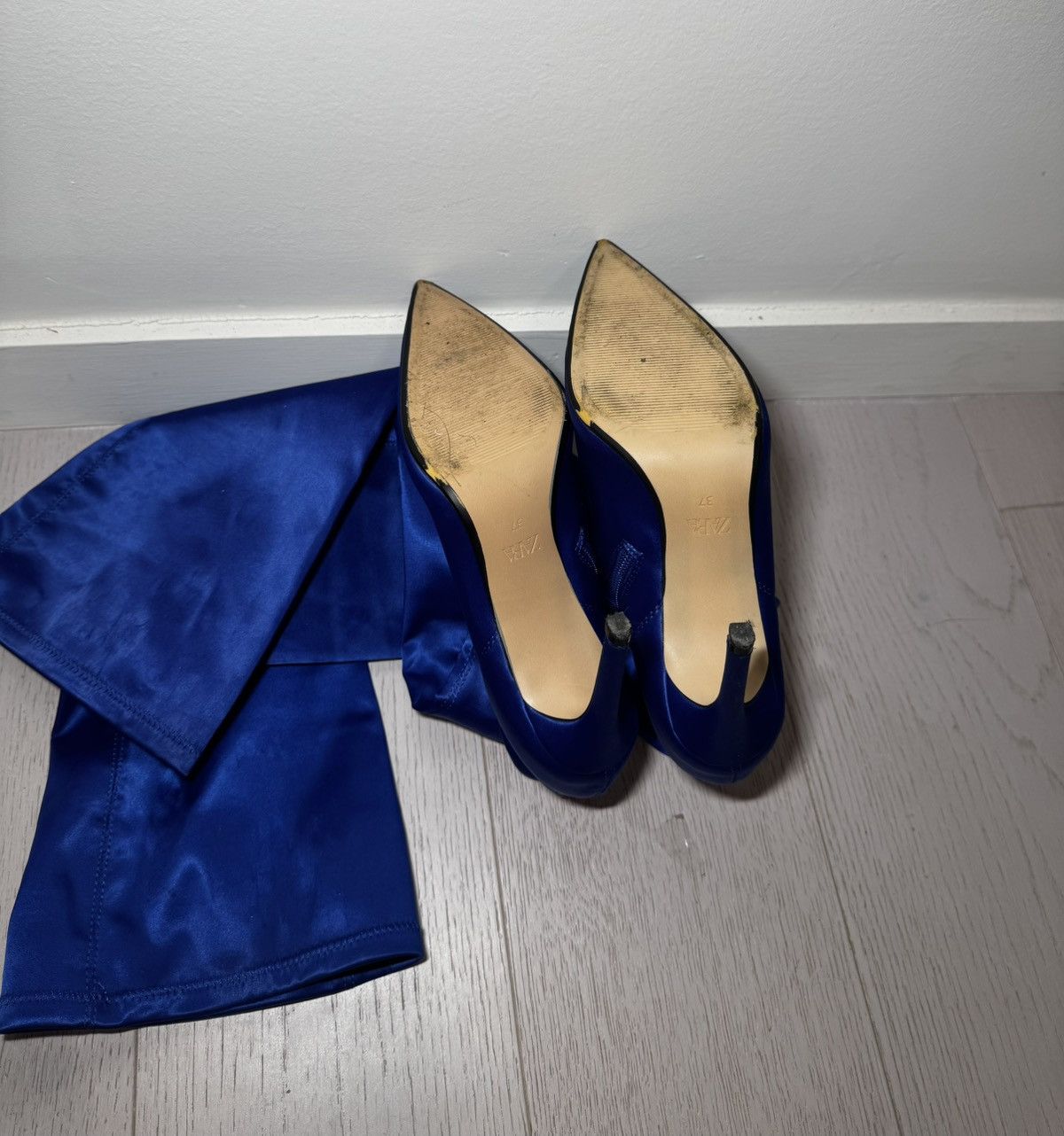 Zara Zara Over The Knee Satin Boots Size US 7 / IT 37 - 4 Thumbnail