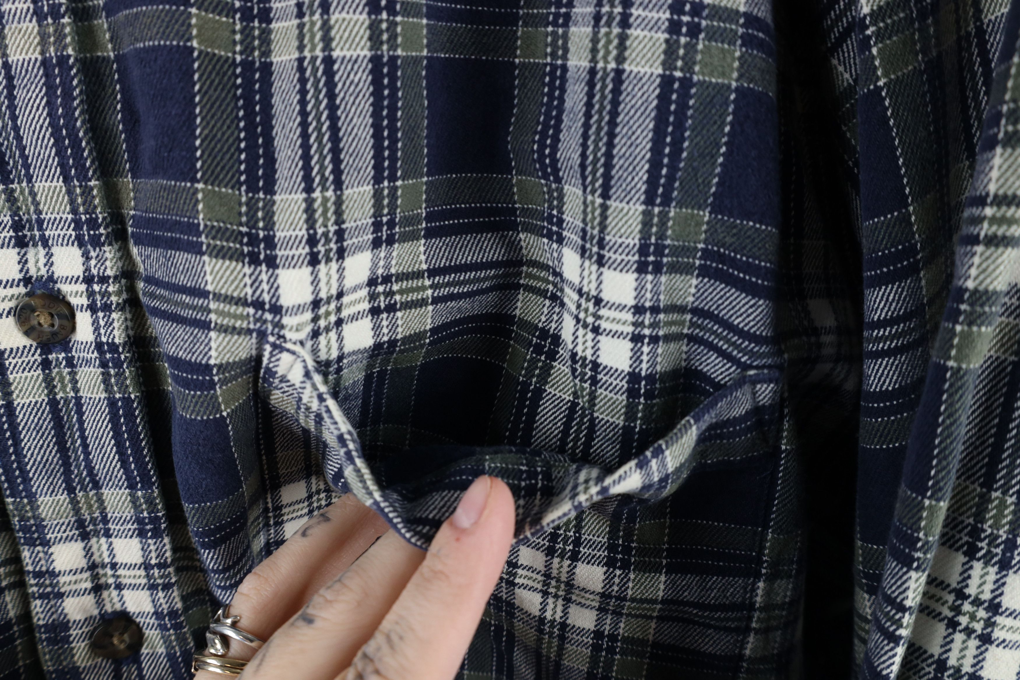 Eddie Bauer × Vintage Vintage 90s Eddie Bauer Heavyweight Button Shirt Plaid Size US L / EU 52-54 / 3 - 7 Thumbnail