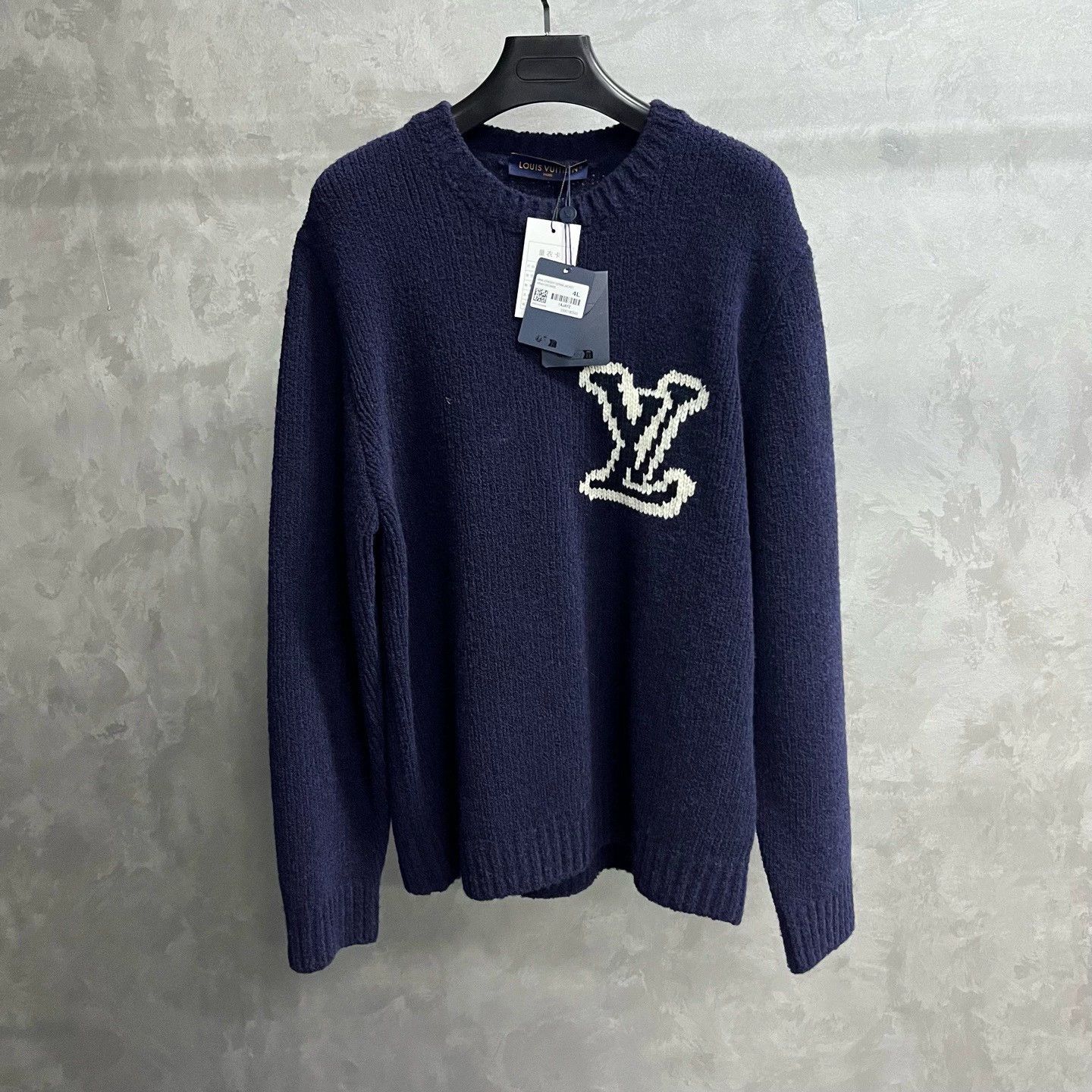 Louis Vuitton louis vuitton long sleeve floral knit sweater Size US L / EU 52-54 / 3 - 1 Thumbnail