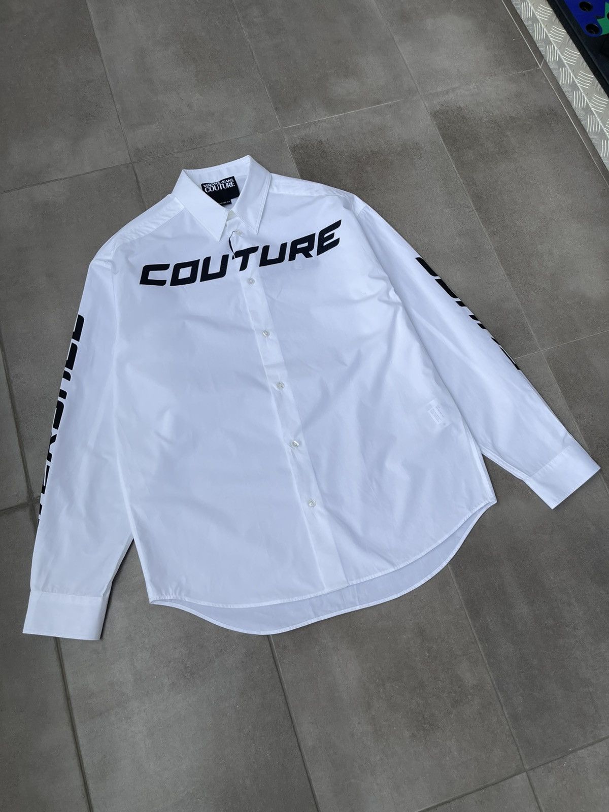 Versace !DS! SS23 Versace Logo Oversized White Shirt Size US M / EU 48-50 / 2 - 9 Thumbnail