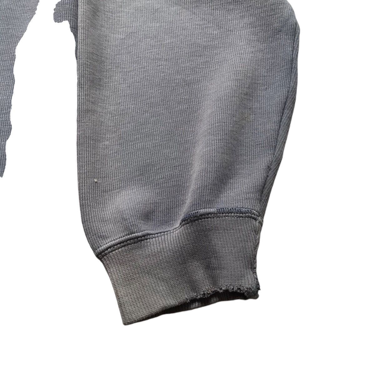 Japanese Brand × Valentino VINTAGE GIANNI VALENTINO SPELLOUT SWEATSHIRT Size US L / EU 52-54 / 3 - 10 Thumbnail