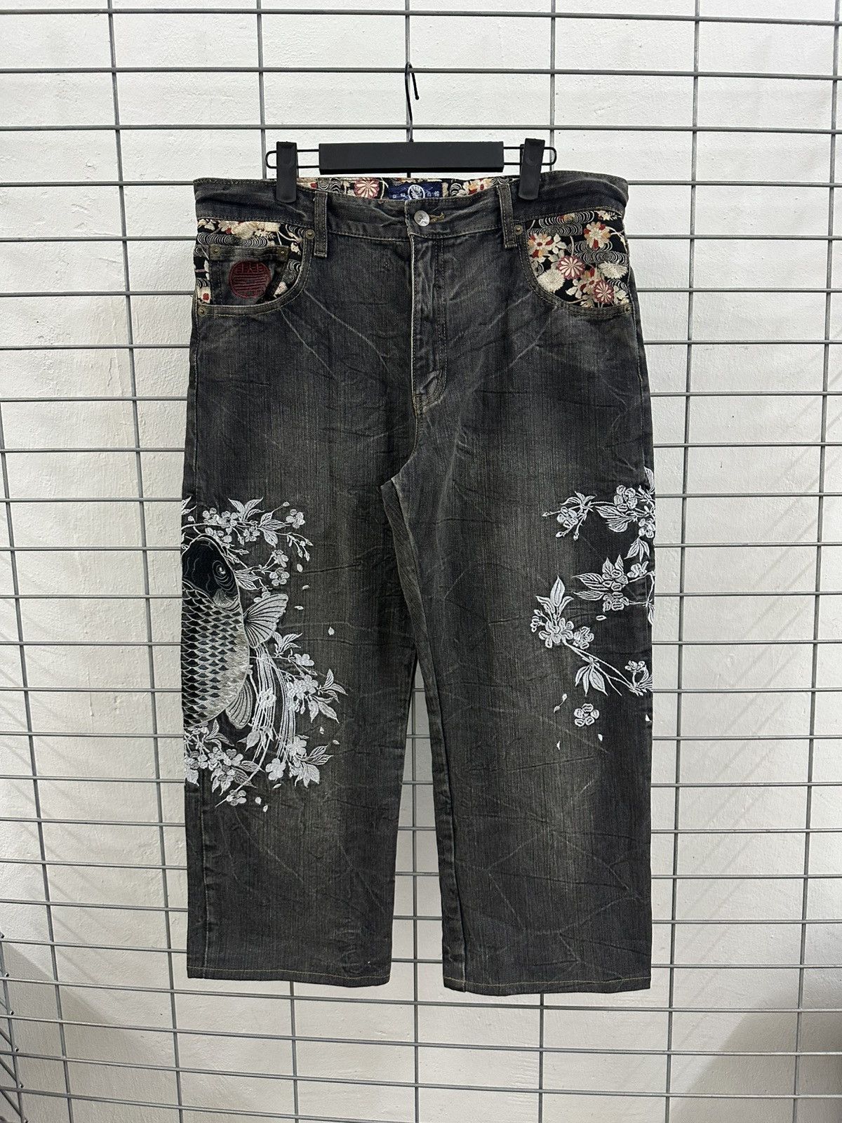 Karakuri Tamashi Buden Embroidery Fish Koi Sukajan Jeans