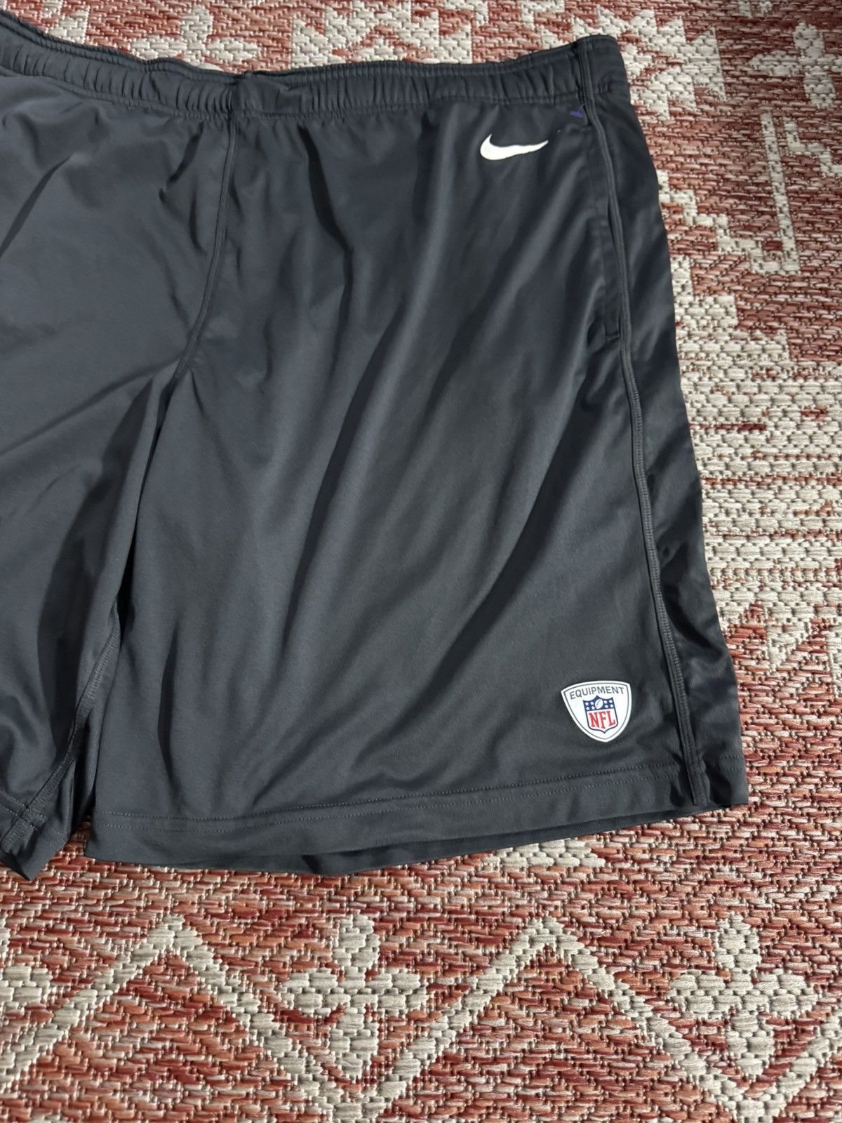 NFL Nike Dri Fit Shorts Sz XL Grey Denver Broncos NFL Size US 38 / EU 54 - 2 Thumbnail
