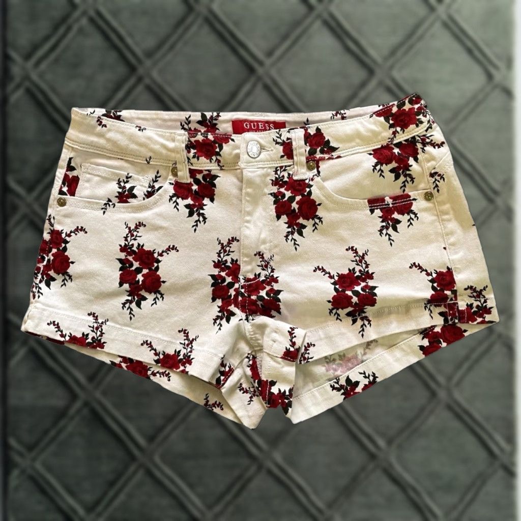 Guess VINTAGE Guess Los Angeles White Denim Red Roses Floral Shorts Stretch Size 27 Cute Size 27" / US 4 / IT 40 - 1 Thumbnail