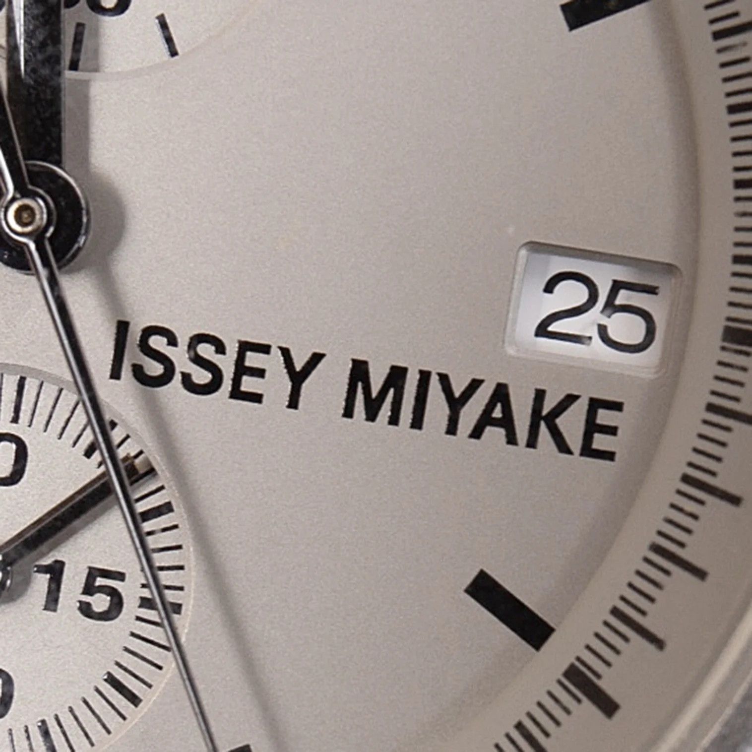 Issey Miyake Trapezoid Gray Watch in Good Condition Size ONE SIZE - 12 Thumbnail
