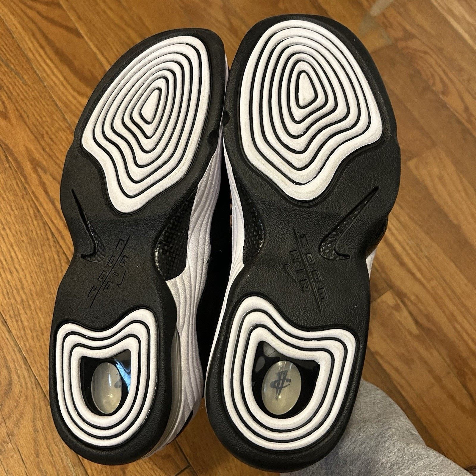 Nike NEW Air Penny 2 Panda High Top Basketball Sneakers Shoes Size US 10 / EU 43 - 4 Thumbnail