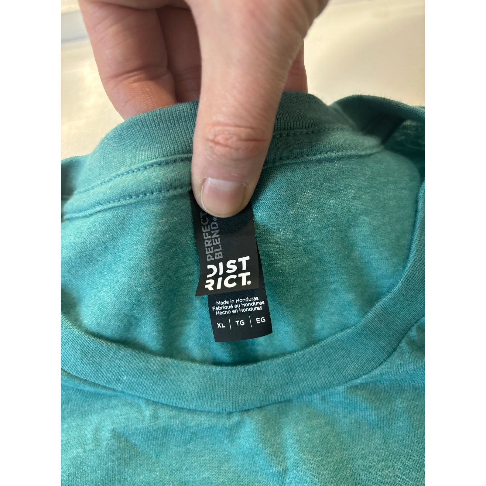 Other Book Girl Graphic T-Shirt - Robins Egg Blue Unisex Size XL / US 12-14 / IT 48-50 - 4 Thumbnail