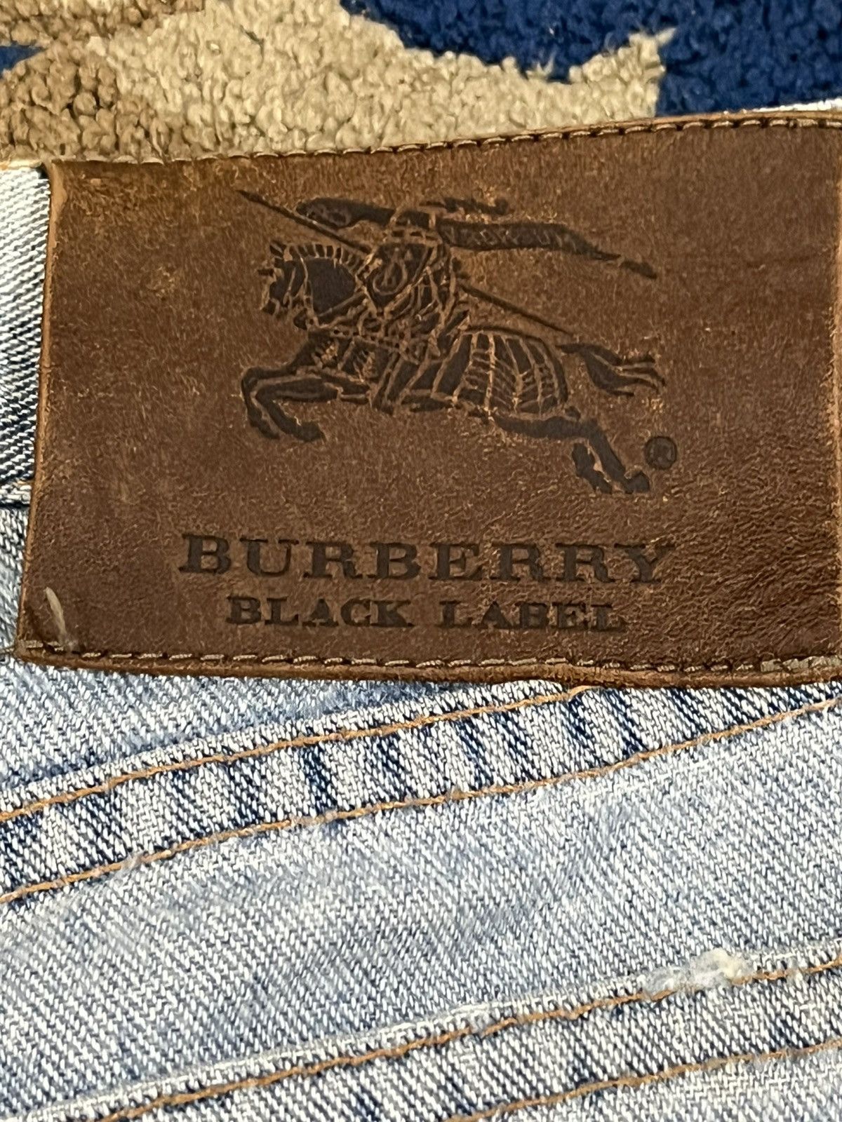 Burberry Vintage Burberry Faded Distressed Denim Size US 32 / EU 48 - 12 Thumbnail