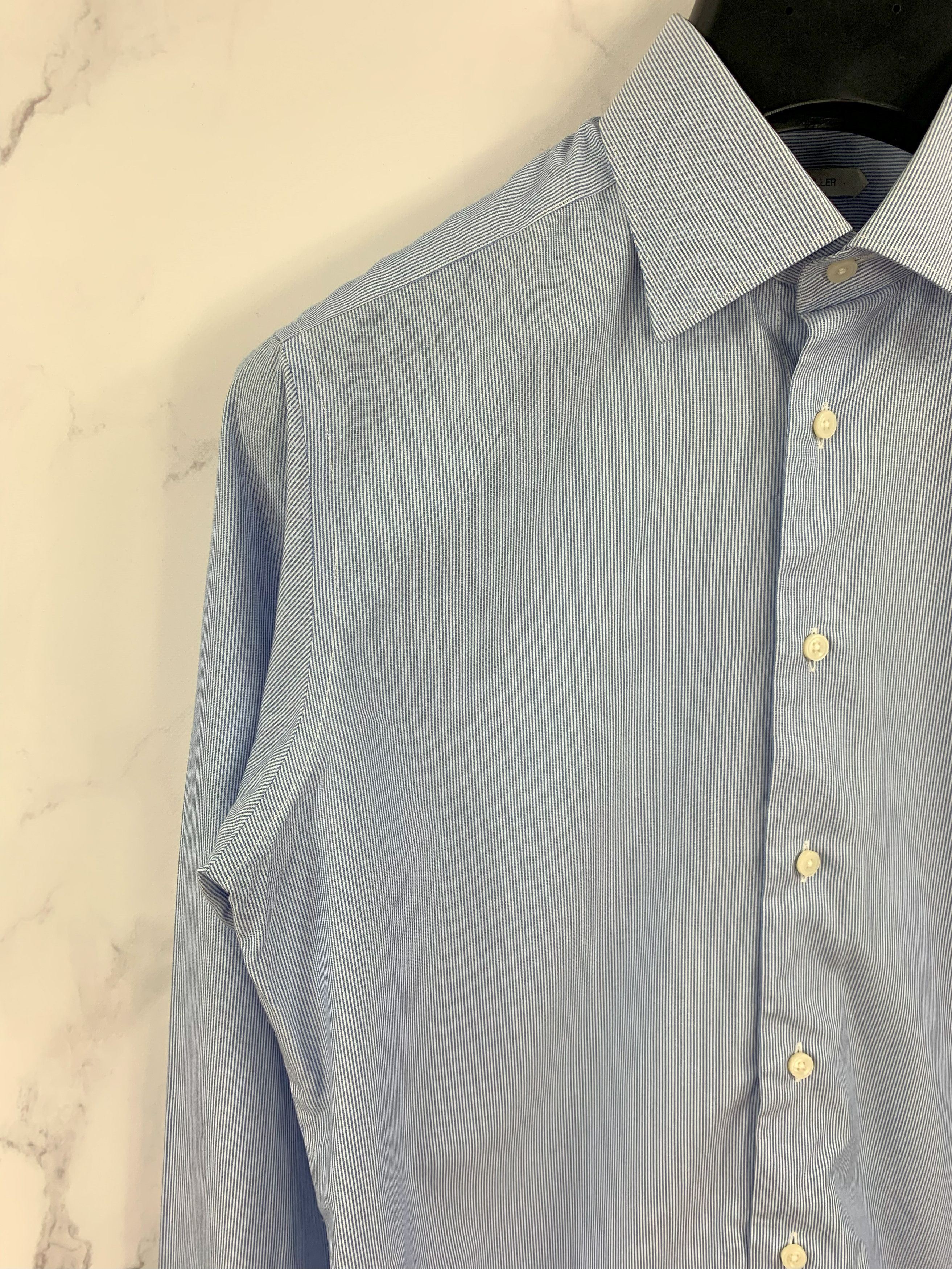 Suitsupply SuitSupply Traveller Button Shirt Size 39 Size US M / EU 48-50 / 2 - 2 Thumbnail