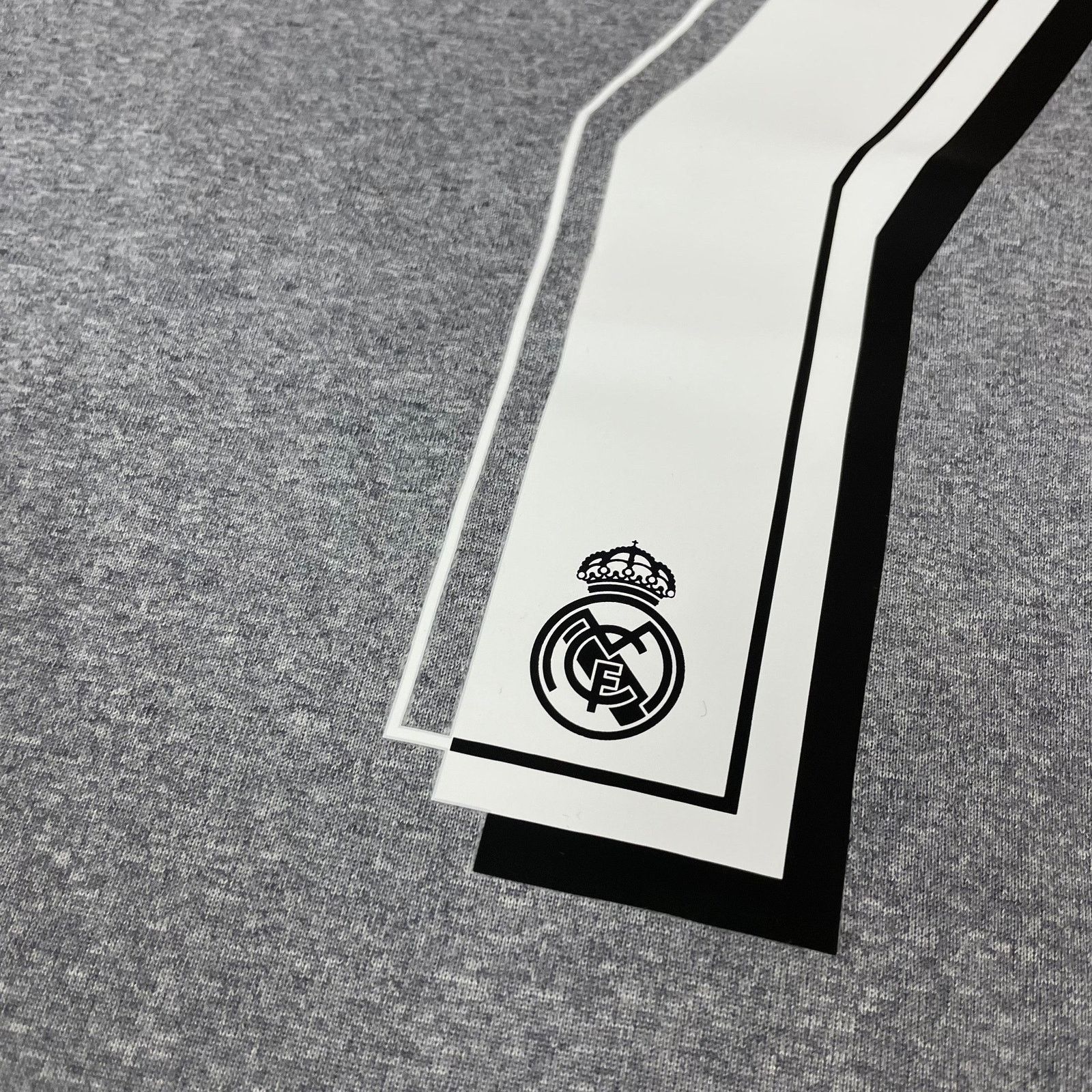 Adidas Adidas Men's Gray Real Madrid CF Cristiano Ronaldo Jersey XL Size US XL / EU 56 / 4 - 16 Thumbnail