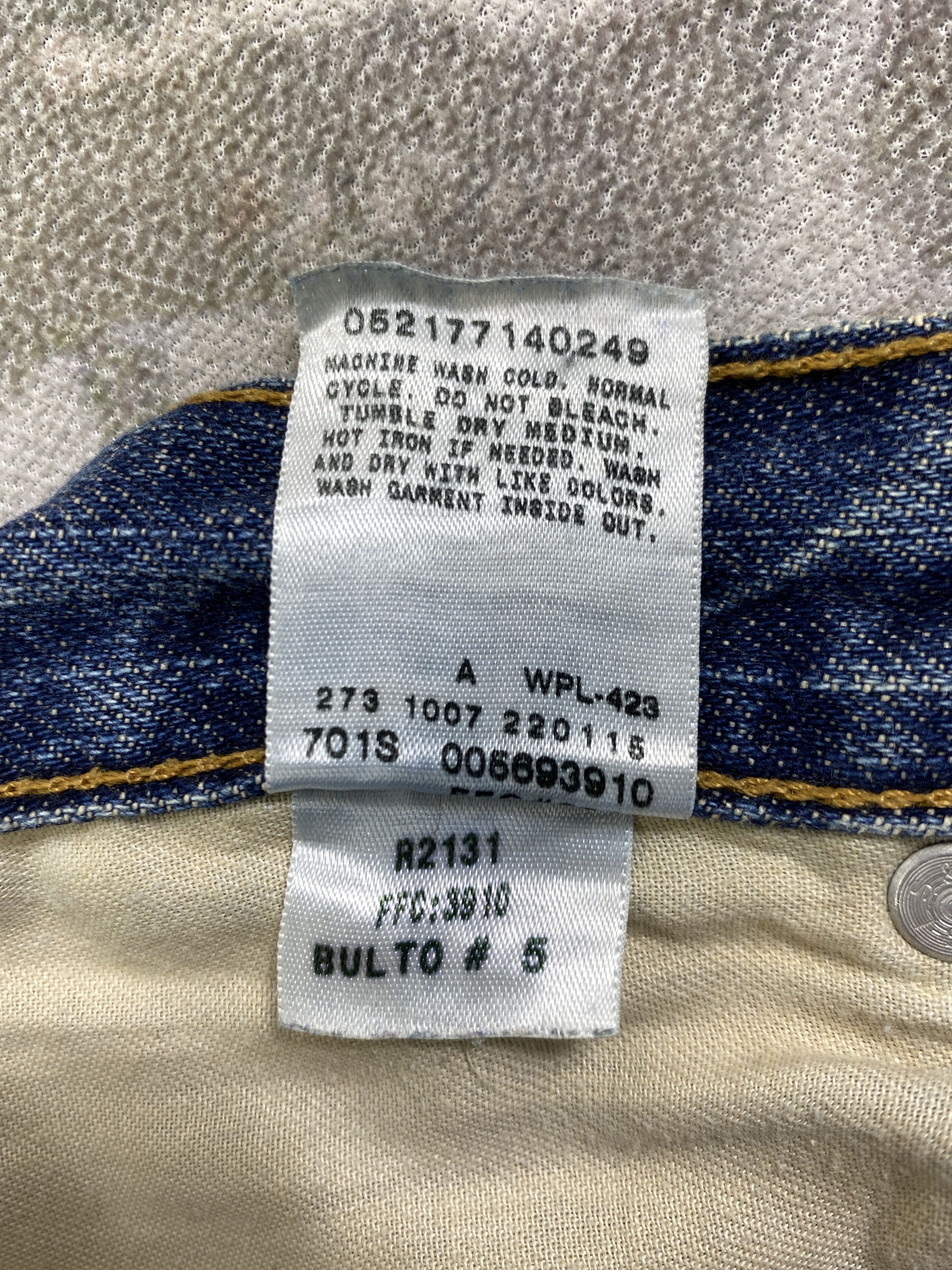 Levi's Faded Blue Vintage Levi's 569 Jeans 31x29 Denim -JN2081 Size US 31 - 11 Thumbnail