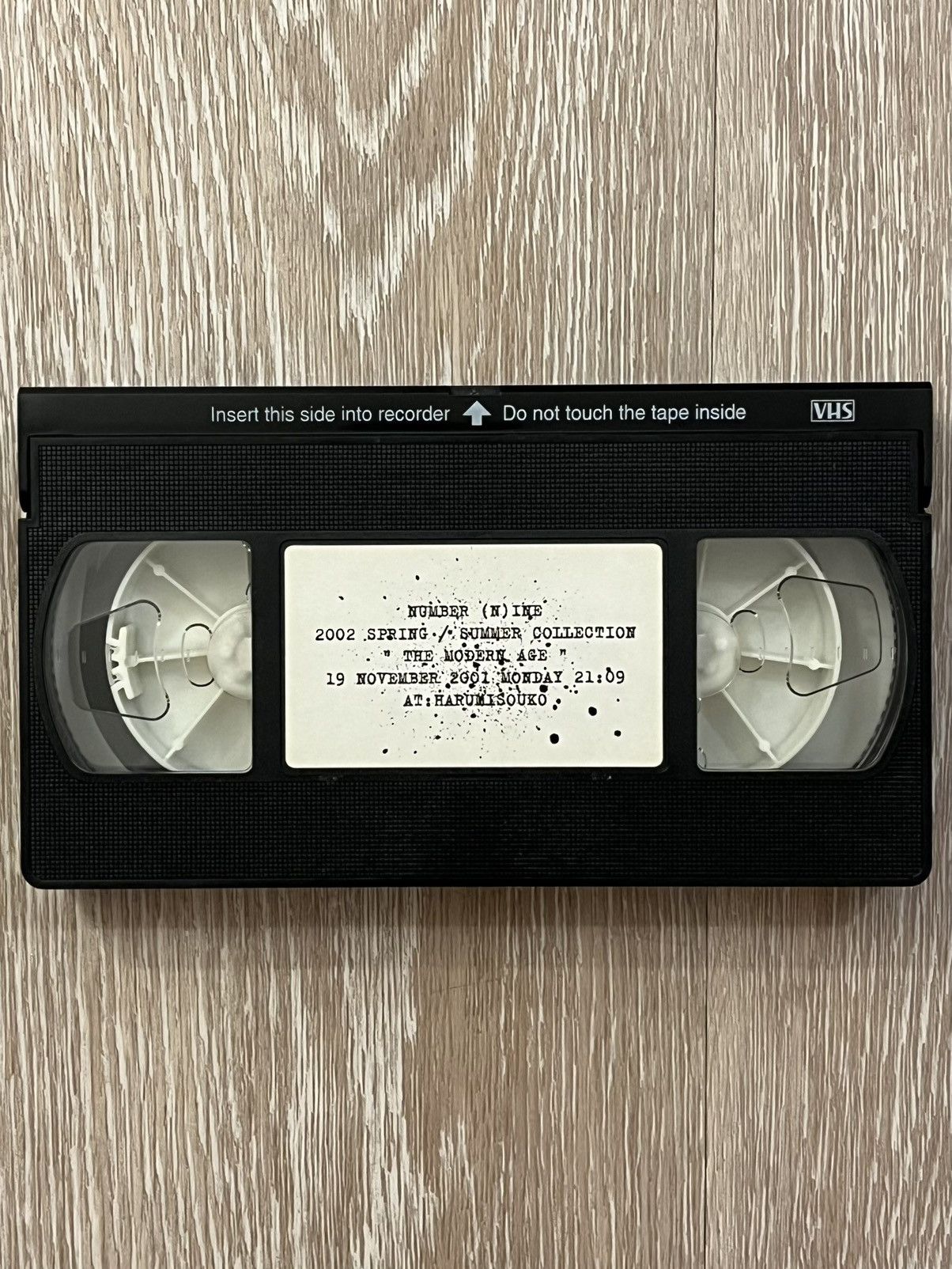 Number (N)ine SS02 The Modern Age Runway VHS Size ONE SIZE - 2 Thumbnail