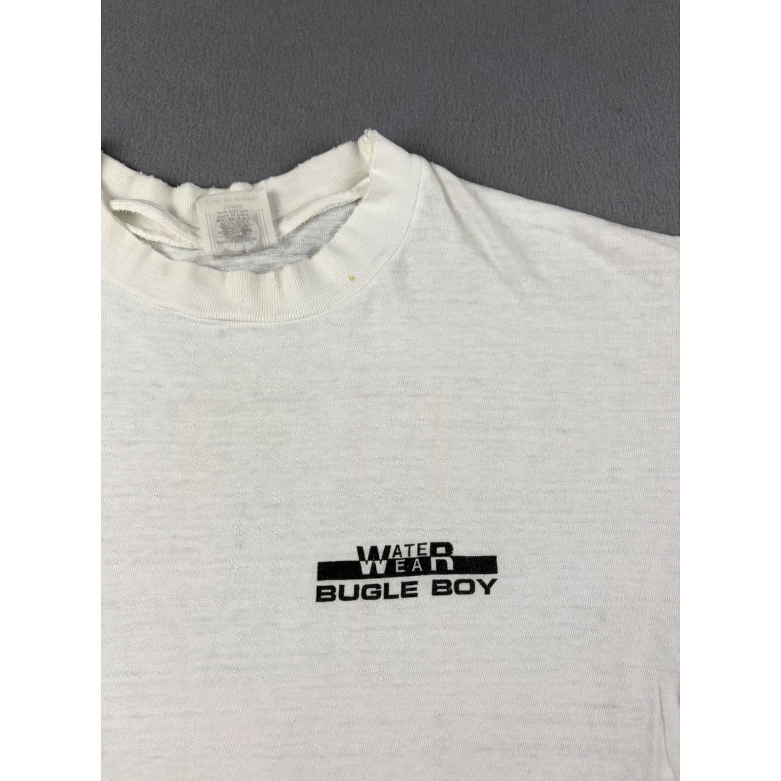 Bugle Boy VINTAGE Bugle Boy T Shirt Adult Large White Distressed Rowing USA 80s Mens Size US L / EU 52-54 / 3 - 2 Thumbnail