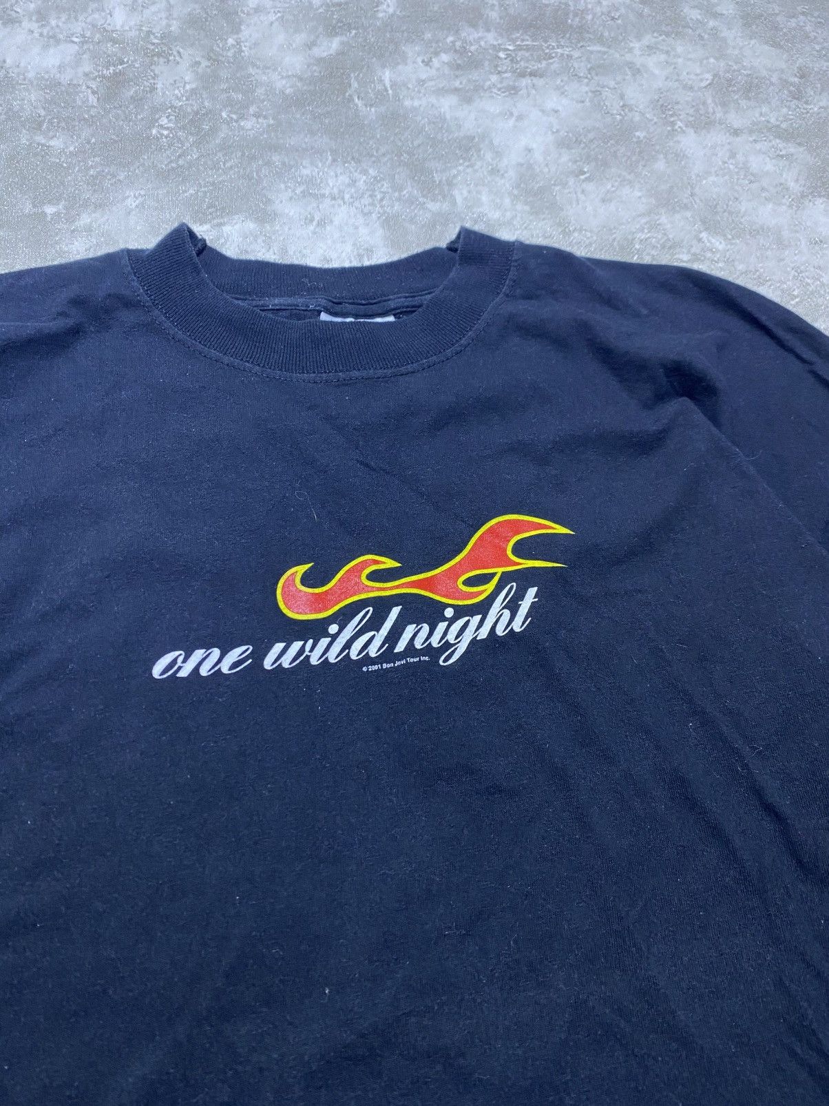 Band Tees Vintage 2001 Bon Jovi One Wild Night Long Sleeve Black Size US XL / EU 56 / 4 - 3 Thumbnail