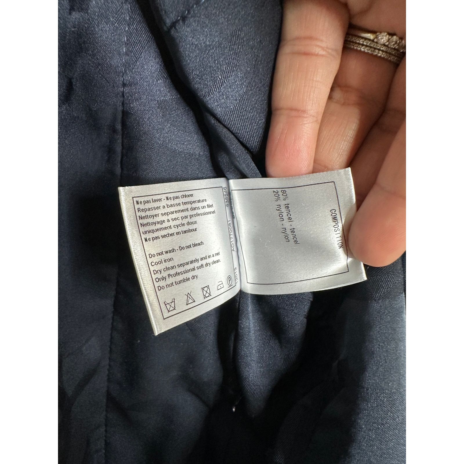 Chanel Chanel Tweed Blazer Navy Silver Buttons Womans 40 Size S / US 4 / IT 40 - 16 Thumbnail