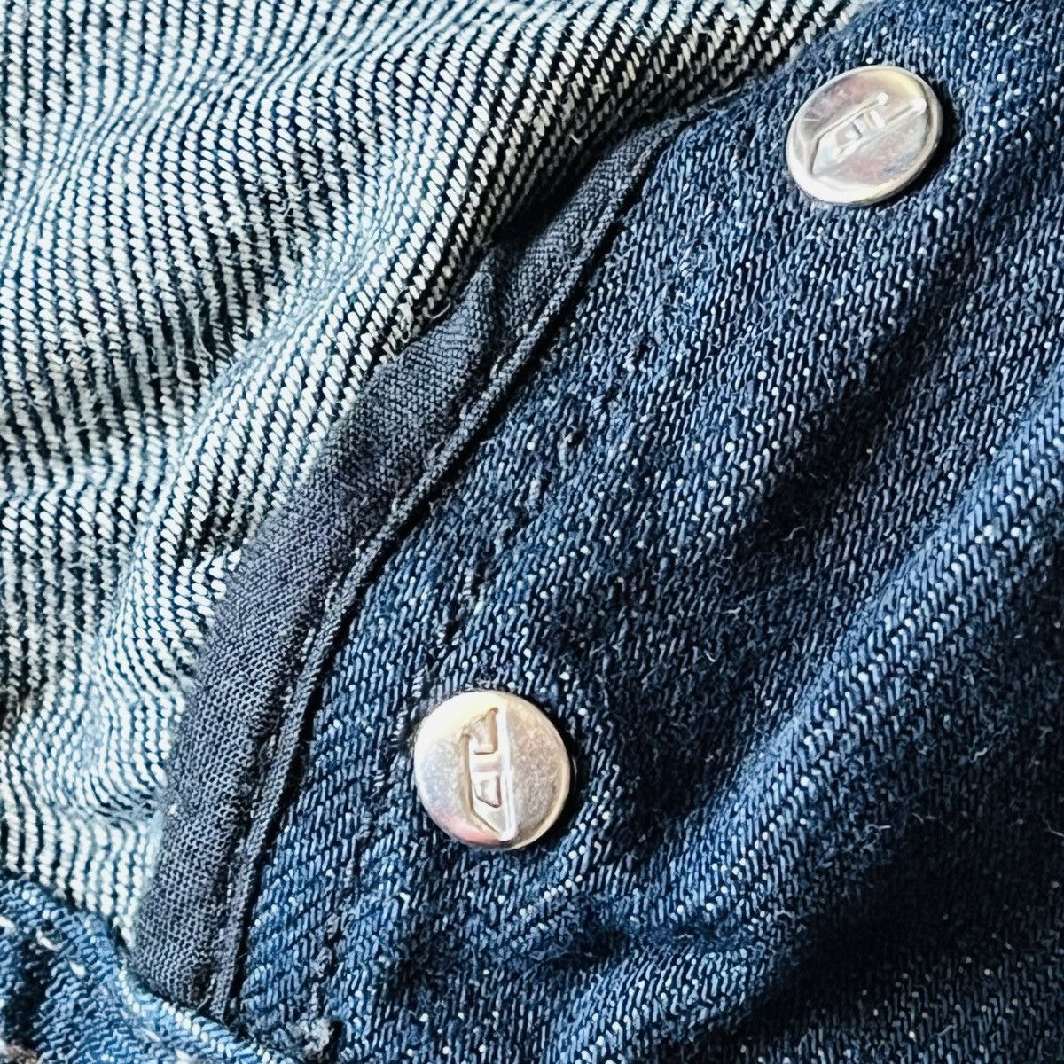 Diesel Distressed Pocket DIESEL Larkee Regular Cut Hard Jeans Size US 30 / EU 46 - 19 Thumbnail