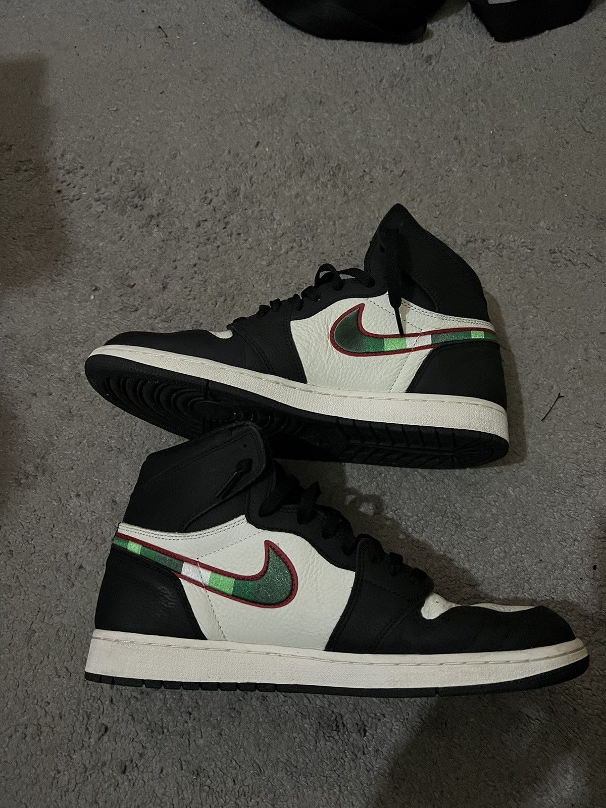 Nike A star is born AJ 1 Size US 12.5 / EU 45-46 - 2 Thumbnail